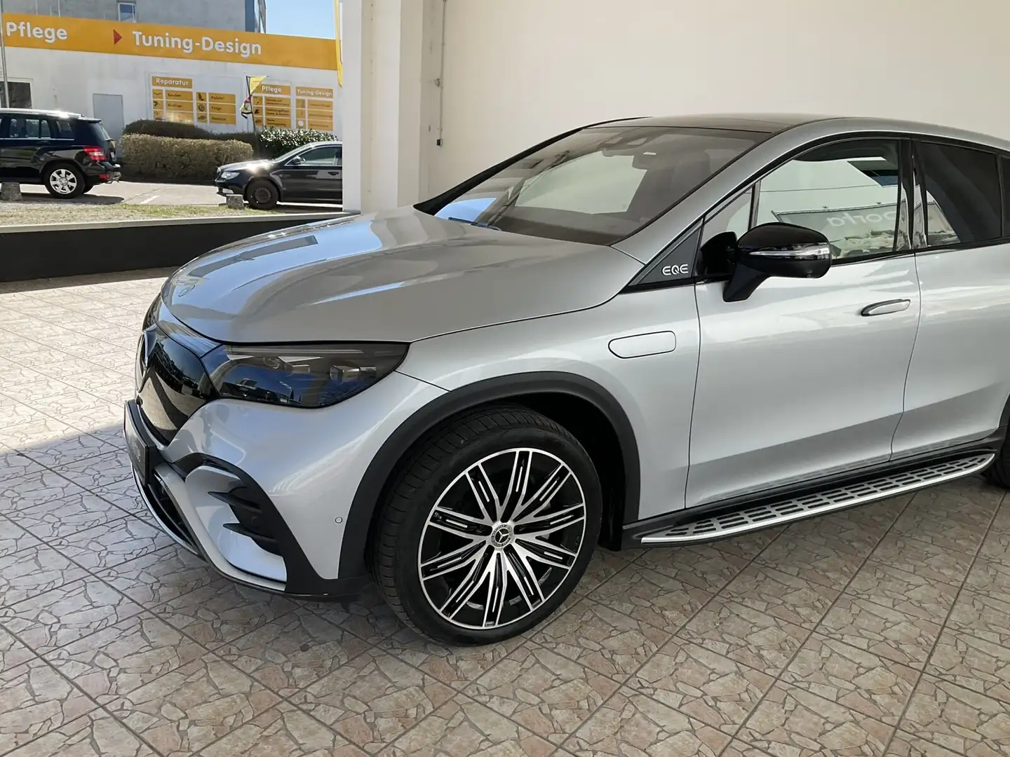 Mercedes-Benz EQE 350 EQE 350 4M SUV AMG Line/Pano.-Dach/Distronic/AHK Plateado - 2