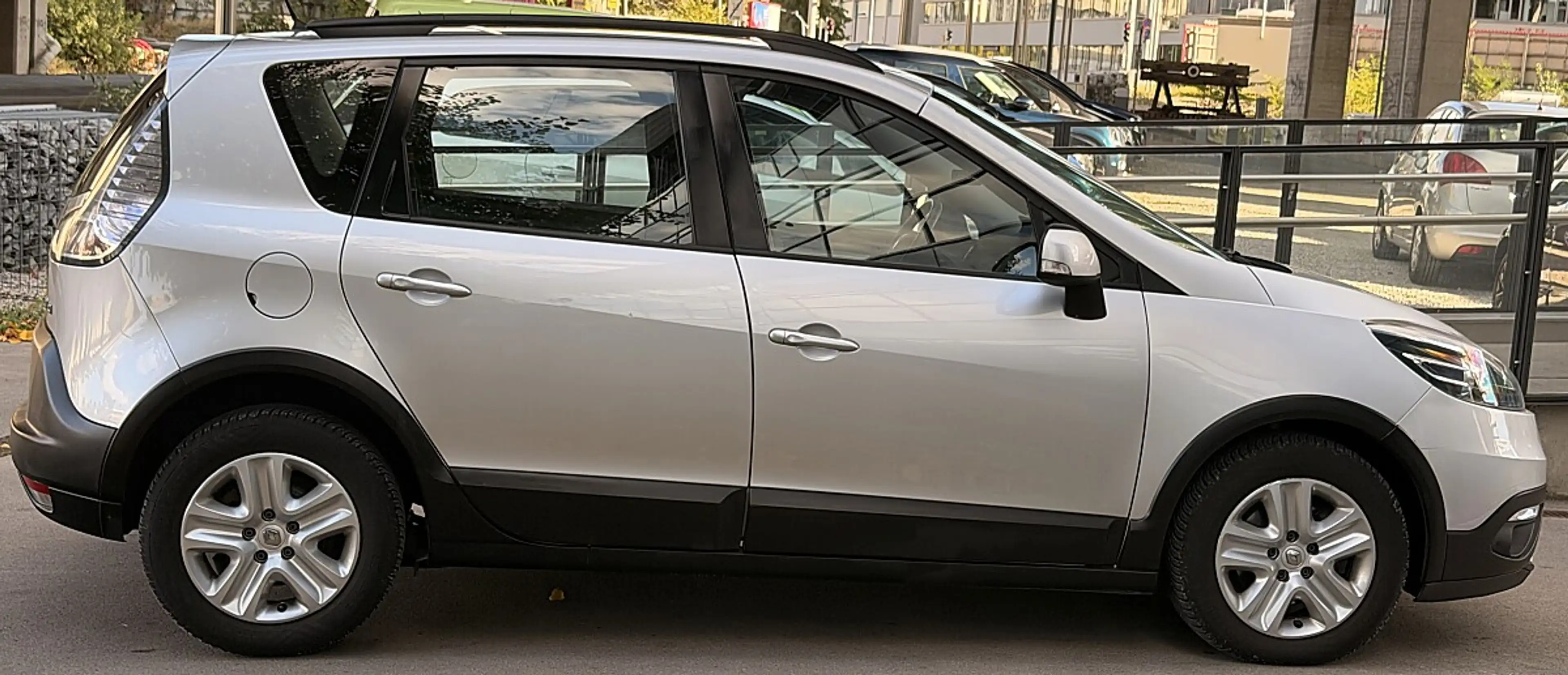 Renault Scenic Scénic 1,5 dCi 110 Expression | Klimaautomatik ... — photo 8