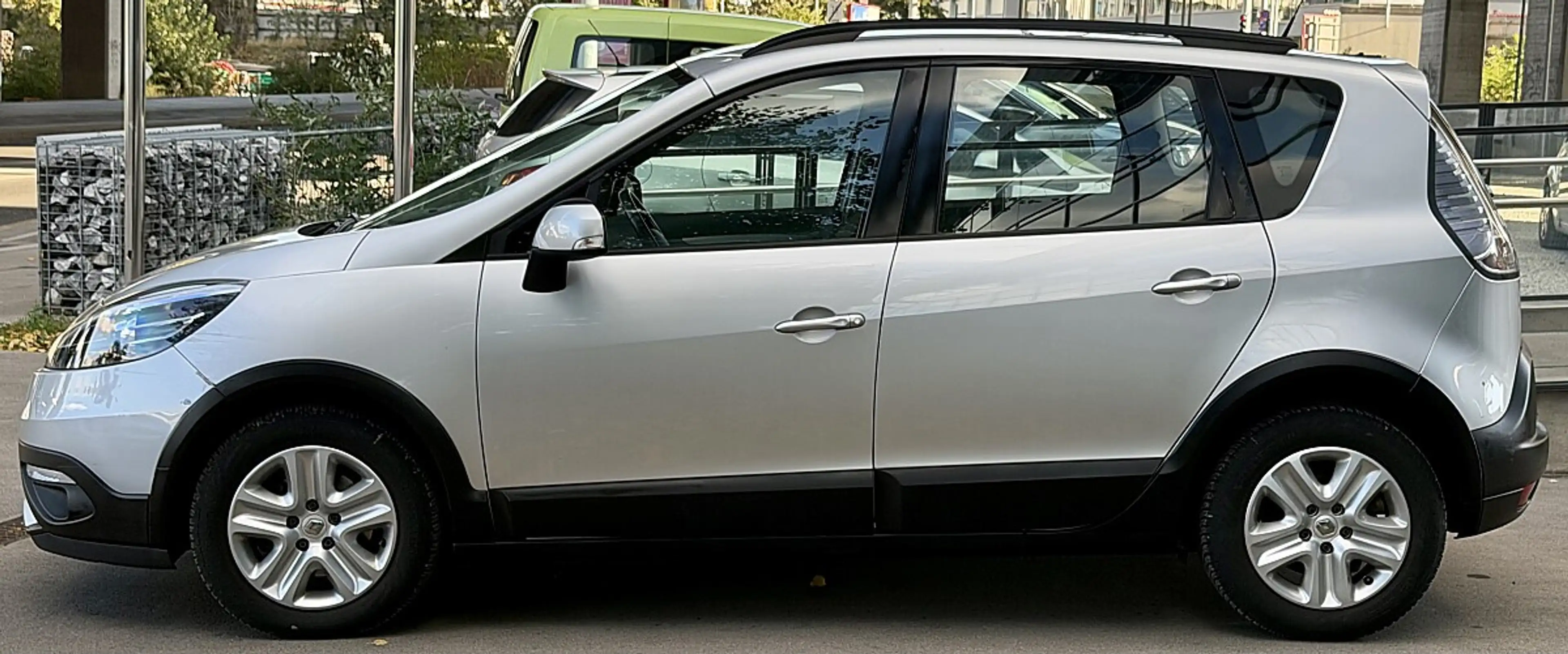 Renault Scenic Scénic 1,5 dCi 110 Expression | Klimaautomatik ... — photo 9