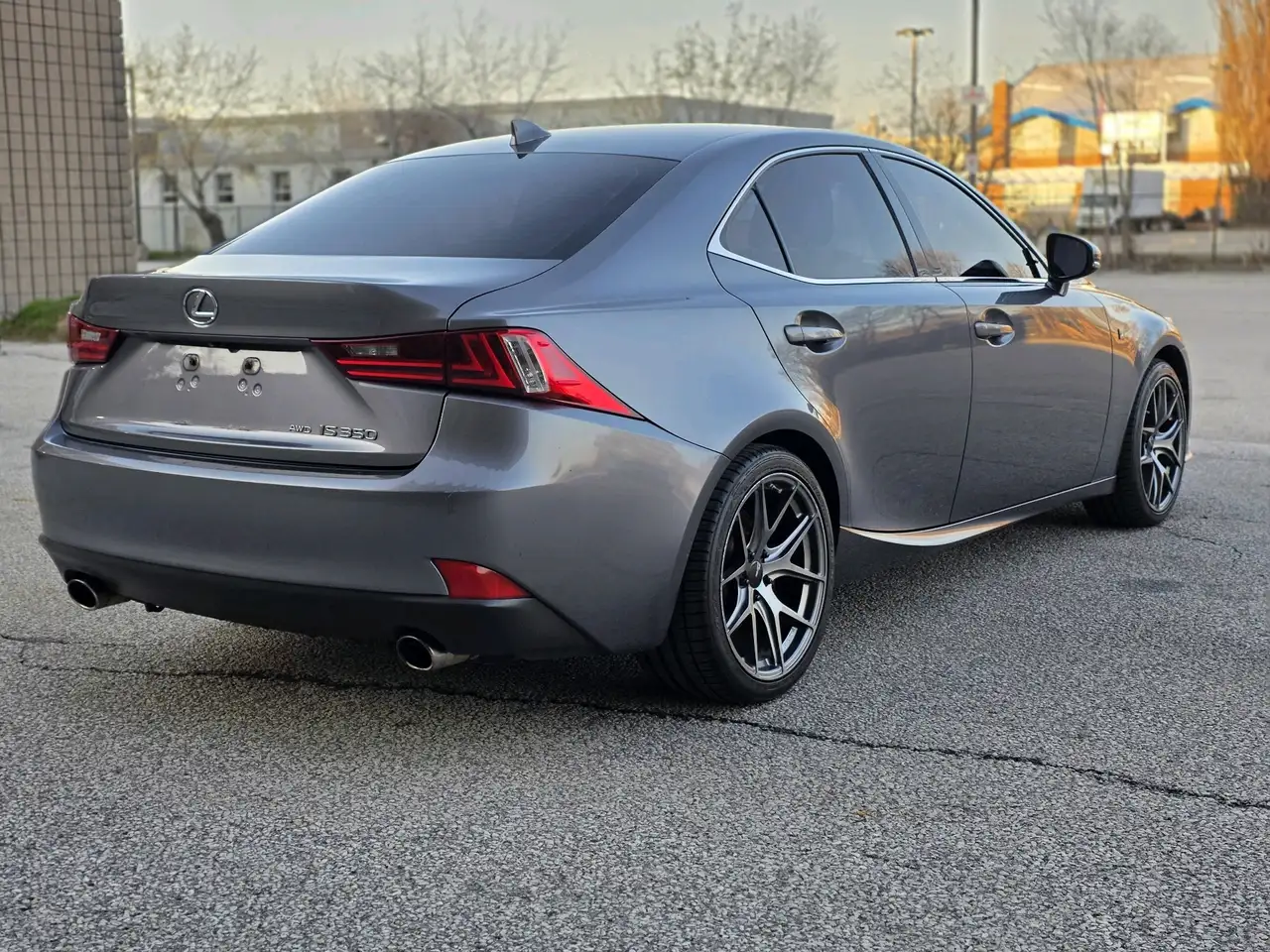 Lexus IS снимка Lexus IS