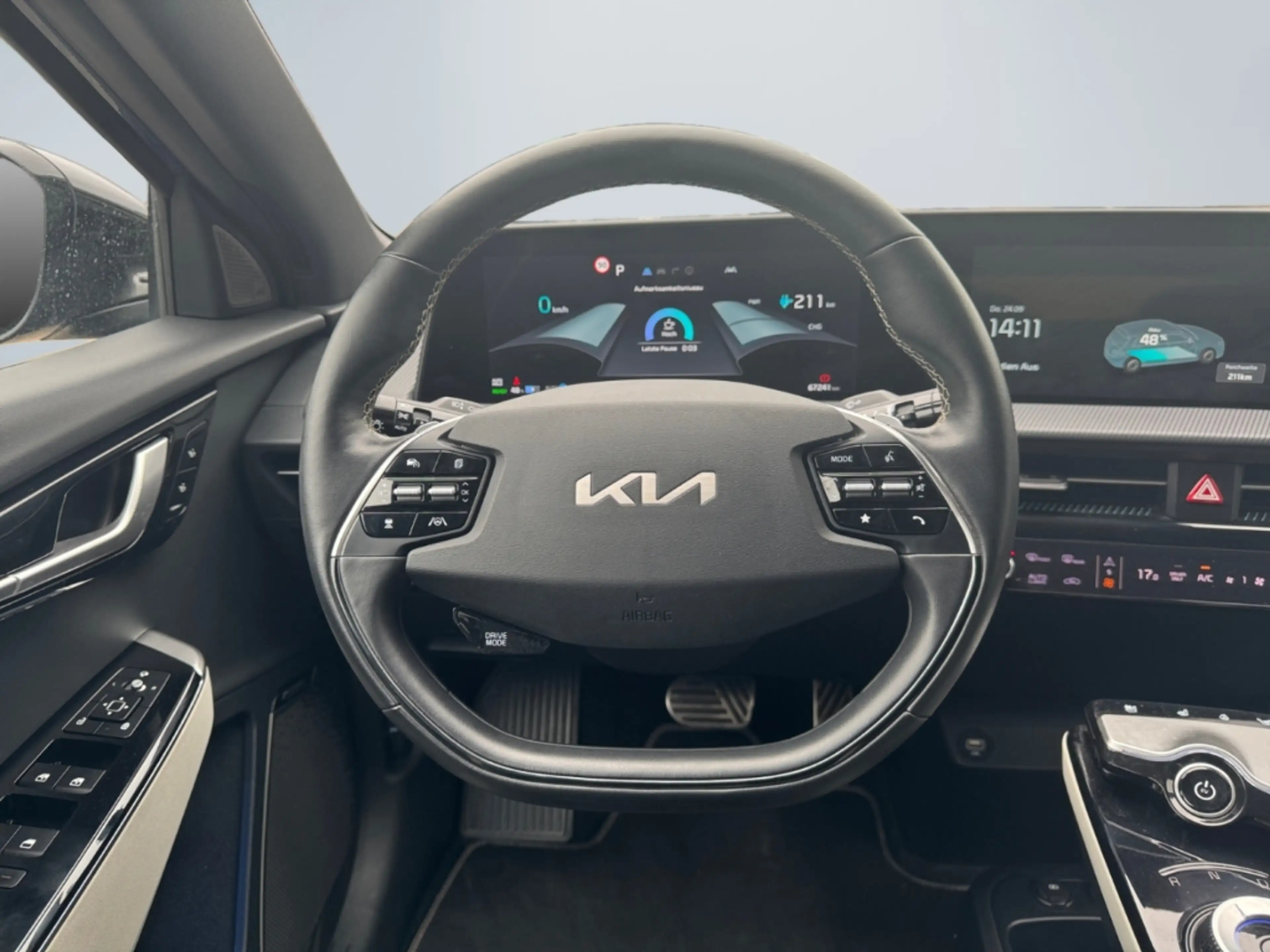Kia EV6 GT-Line 2WD 77.4 RWD AHK Pano ACC Temp PDCv+h Appl — photo 12