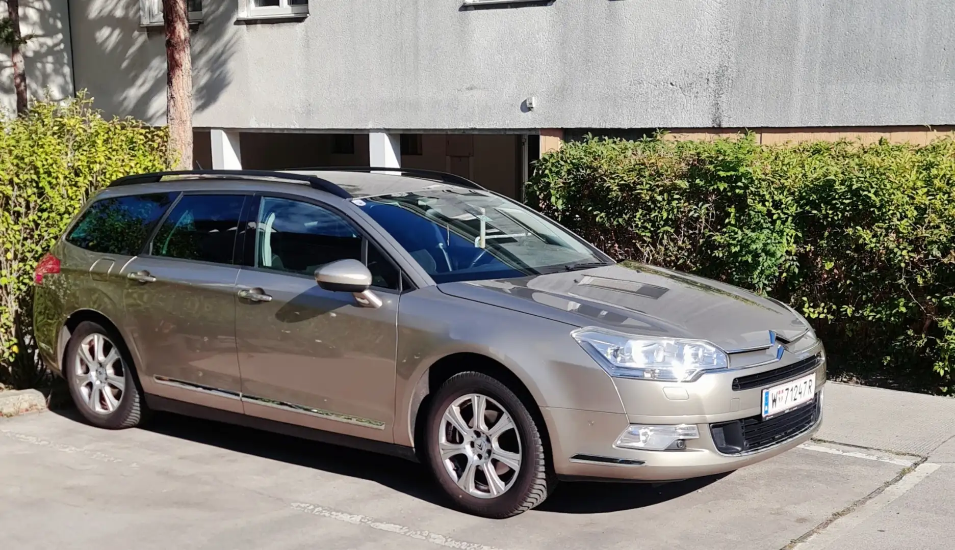 Citroen C5 Tourer 1,6 HDi FAP Premium Tel:+436769785935 - 1