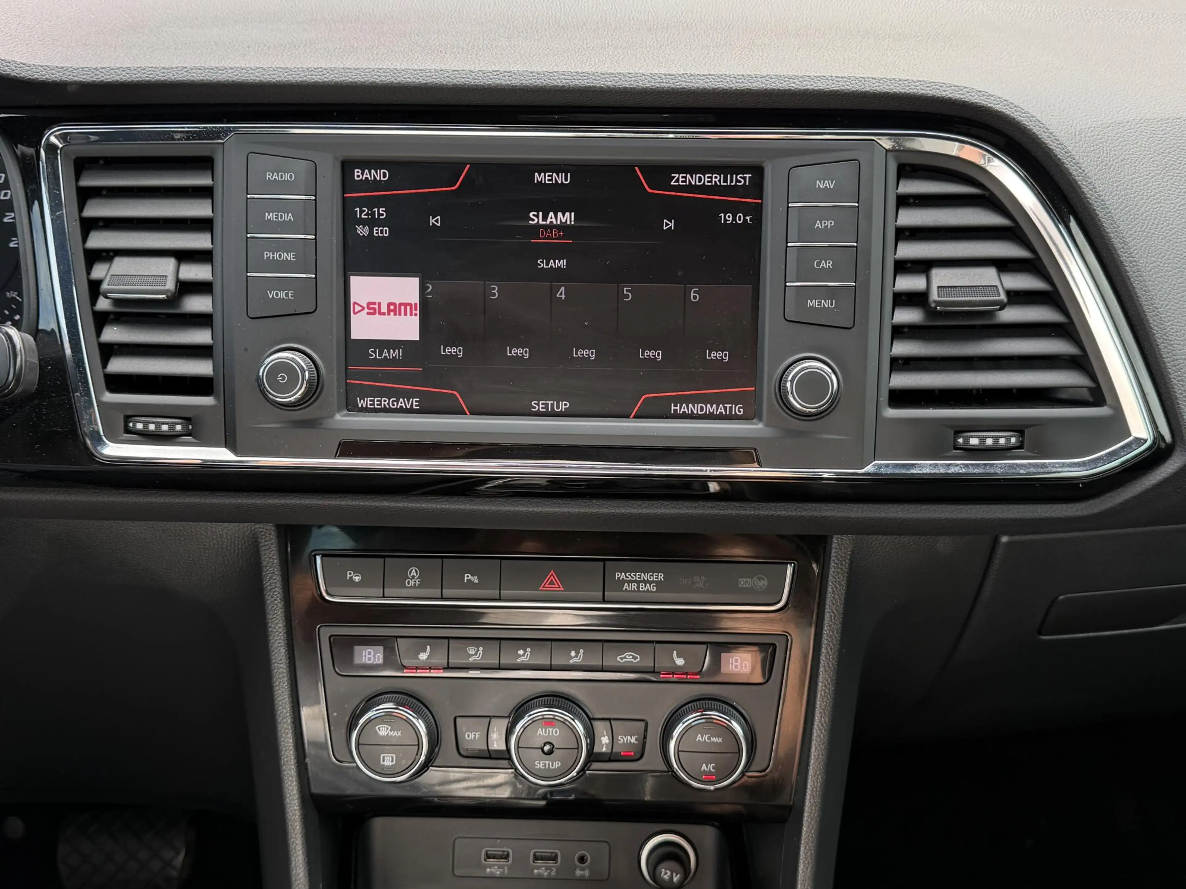 SEAT Ateca 1.4 EcoTSI Xcellence CarPlay | Camera | Dealer OH — photo 17