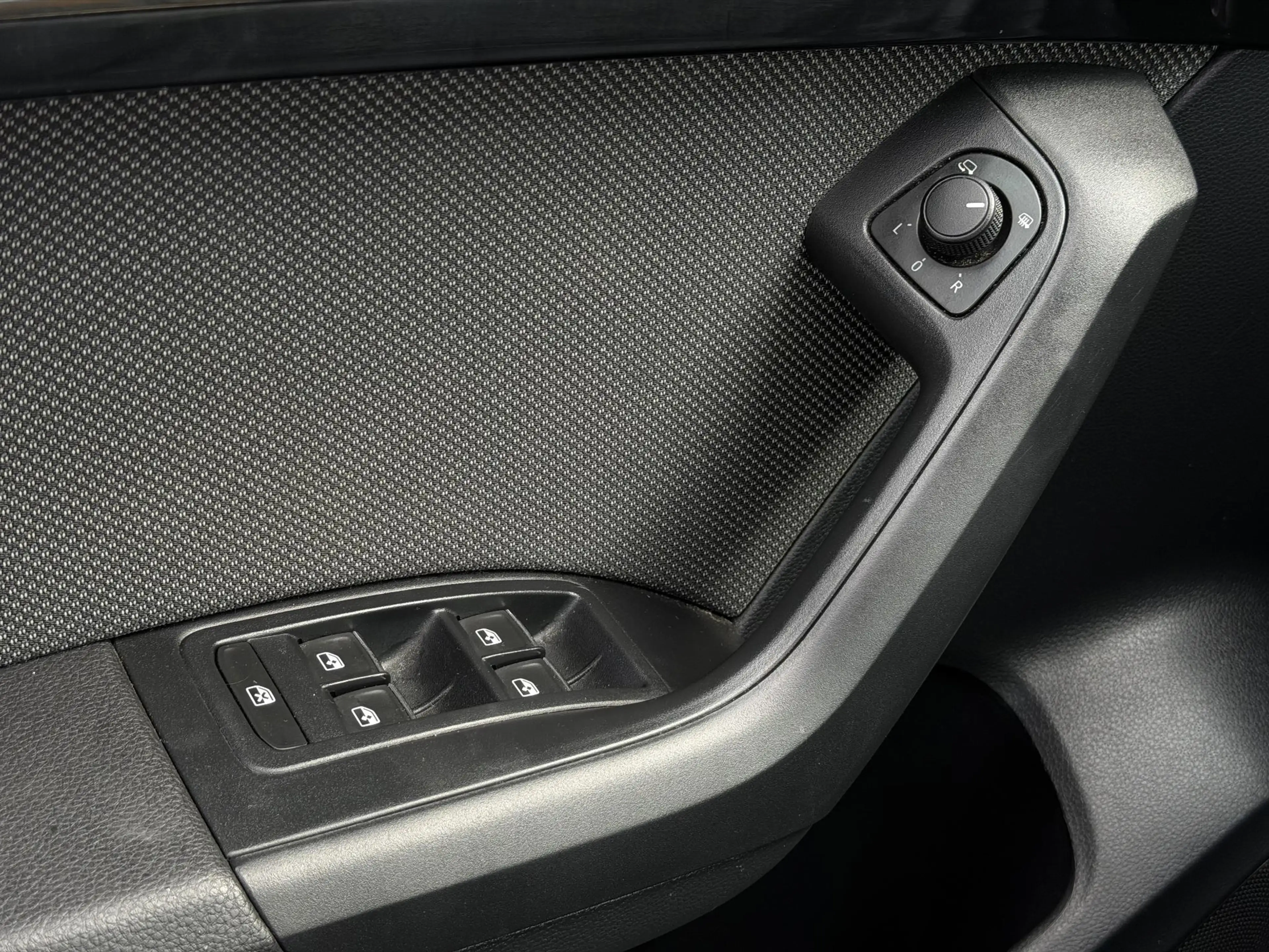 SEAT Ateca 1.4 EcoTSI Xcellence CarPlay | Camera | Dealer OH — photo 44