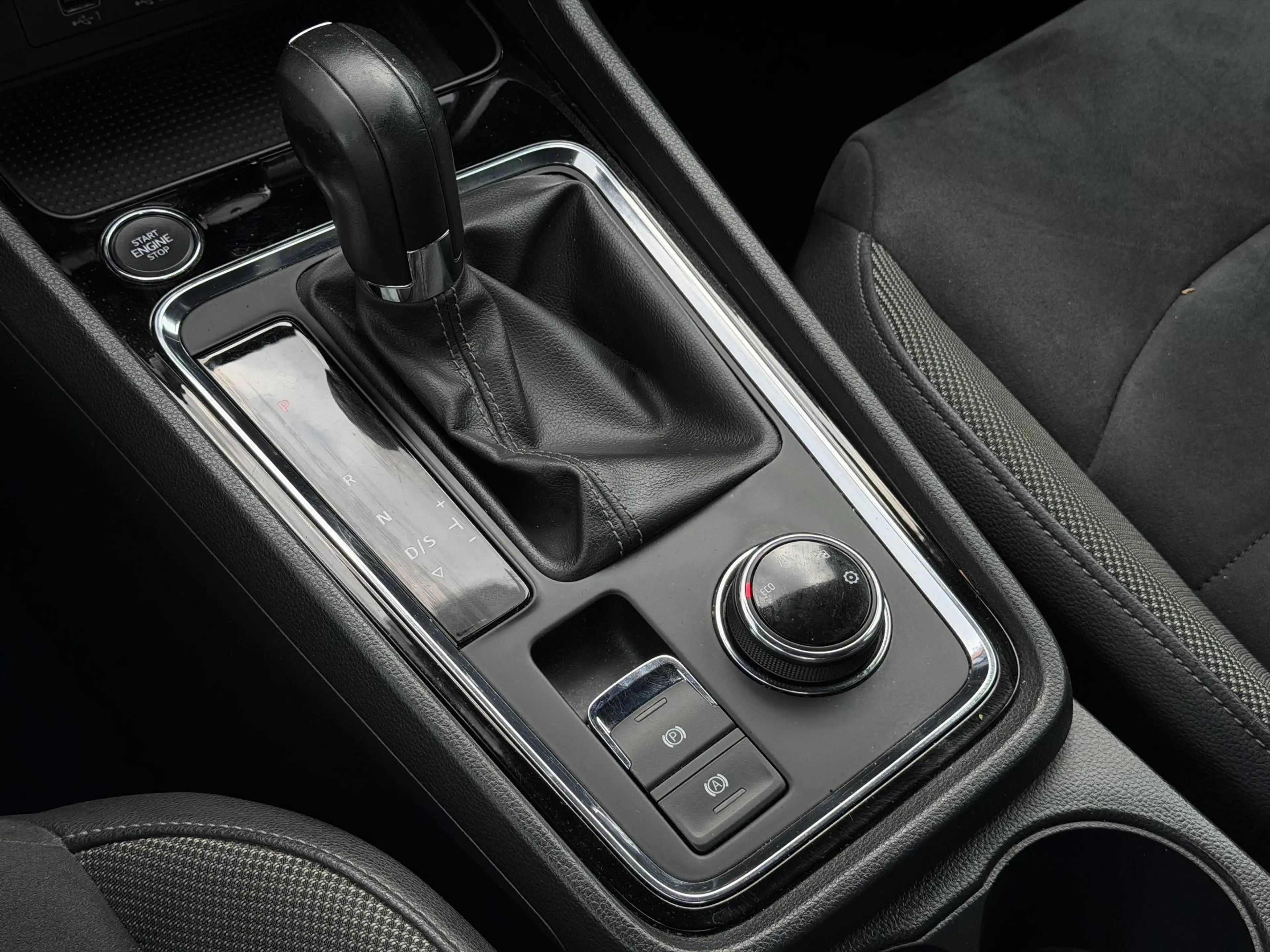 SEAT Ateca 1.4 EcoTSI Xcellence CarPlay | Camera | Dealer OH — photo 34