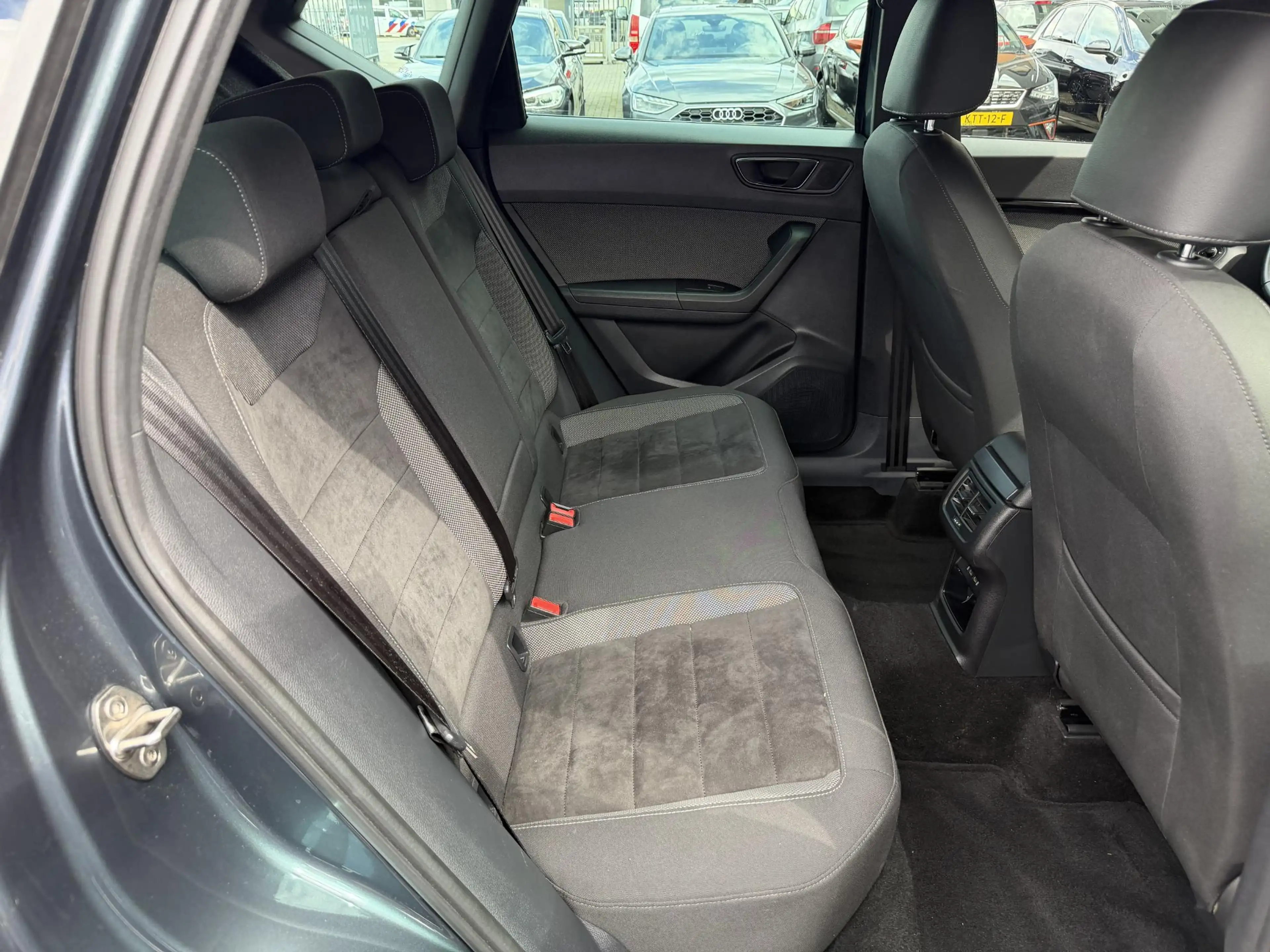 SEAT Ateca 1.4 EcoTSI Xcellence CarPlay | Camera | Dealer OH — photo 33