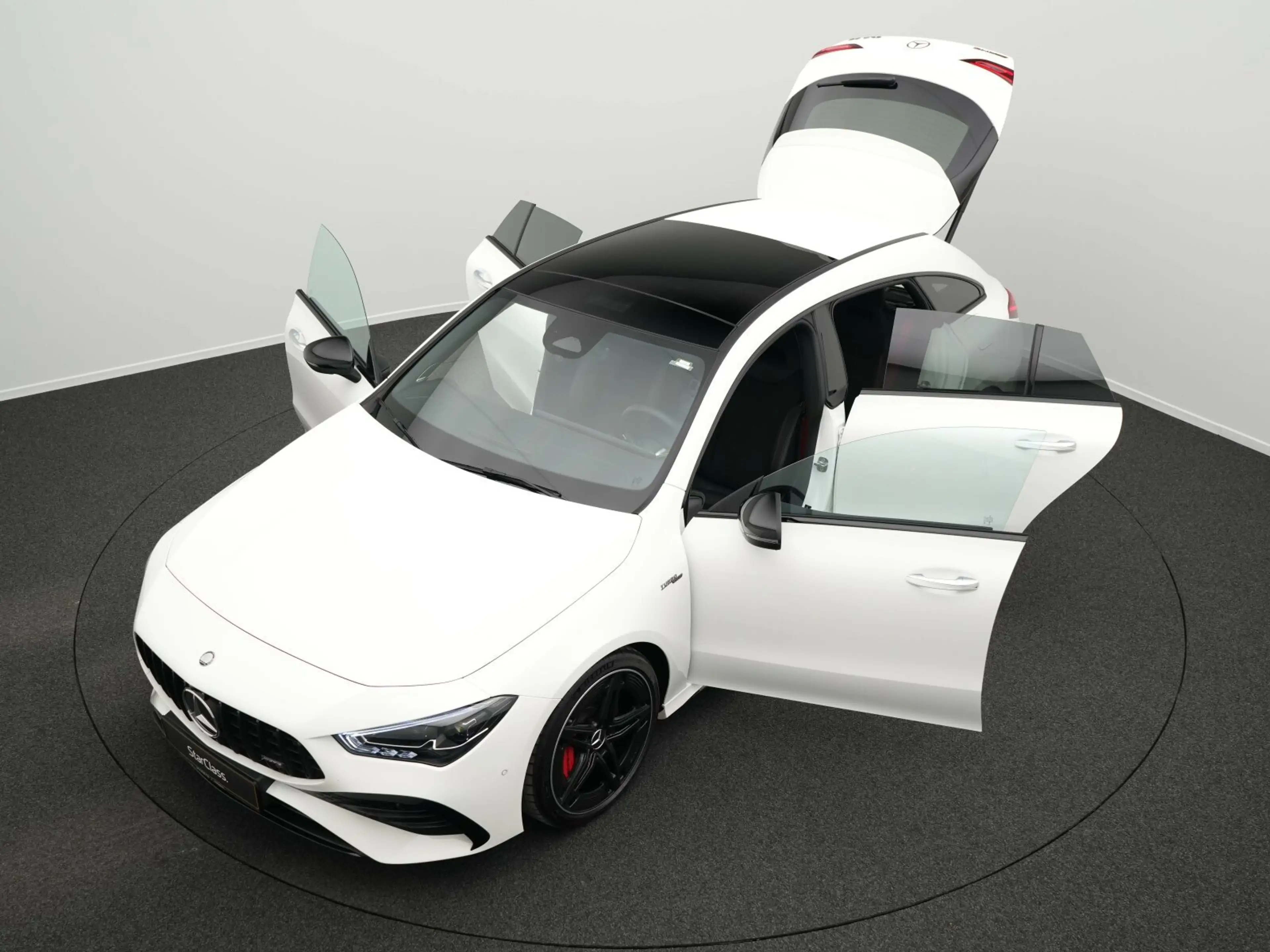 Mercedes-Benz CLA 35 AMG CLA 35 AMG Shooting Brake 4MATIC Pano+Kamera+Bur — photo 14