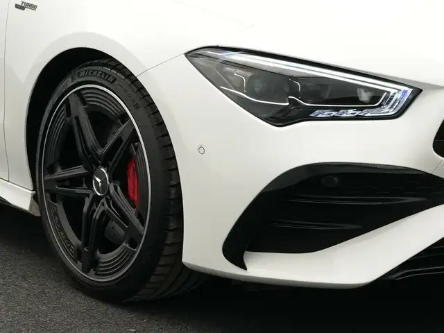 Mercedes-Benz Cla Class view 9