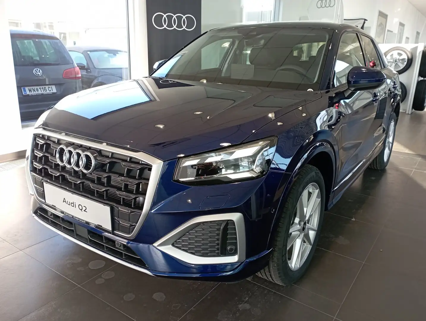 Audi Q2 35 TFSI admired Blau - 1