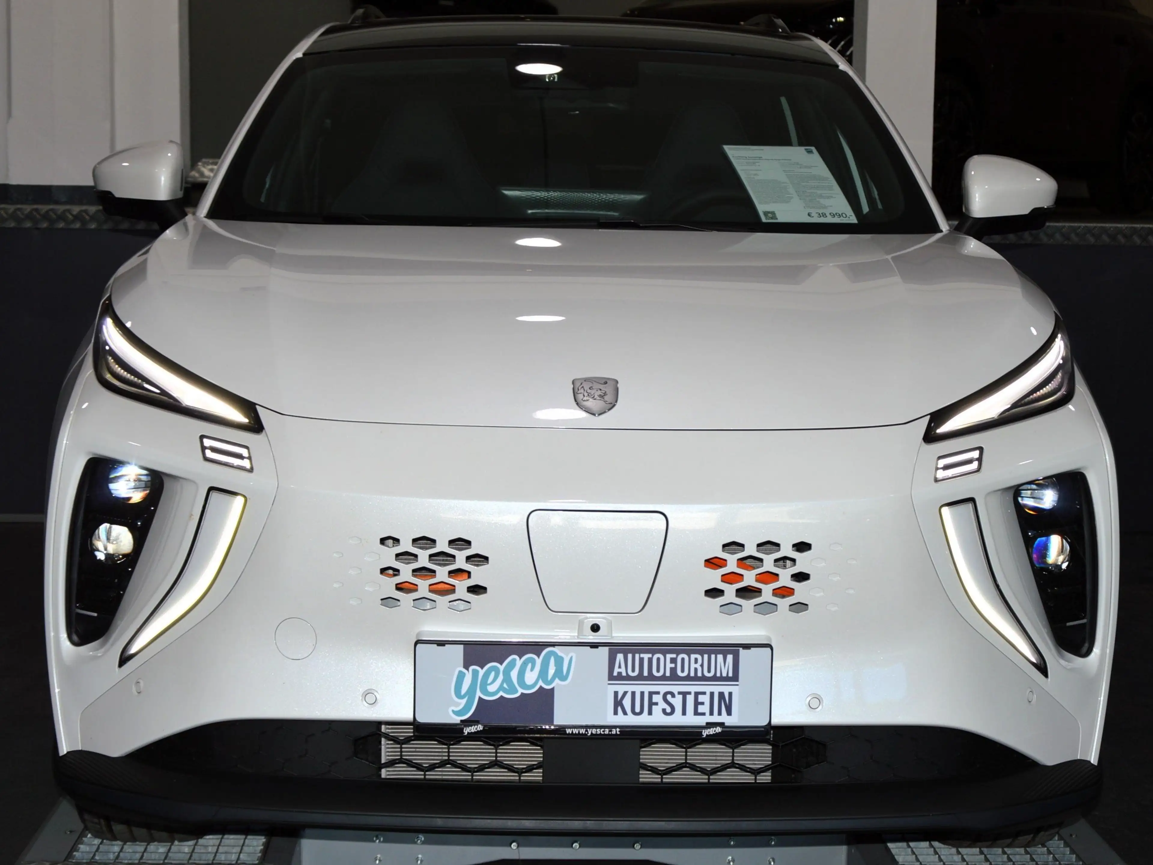 Forthing 5 REEV Neuheit Elektrofahrzeug mit Range Extender — photo 9