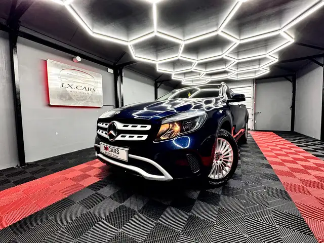 Mercedes-Benz GLA 180 🔺MERCEDES GLA180*LOOK AMG*NAVI🔺