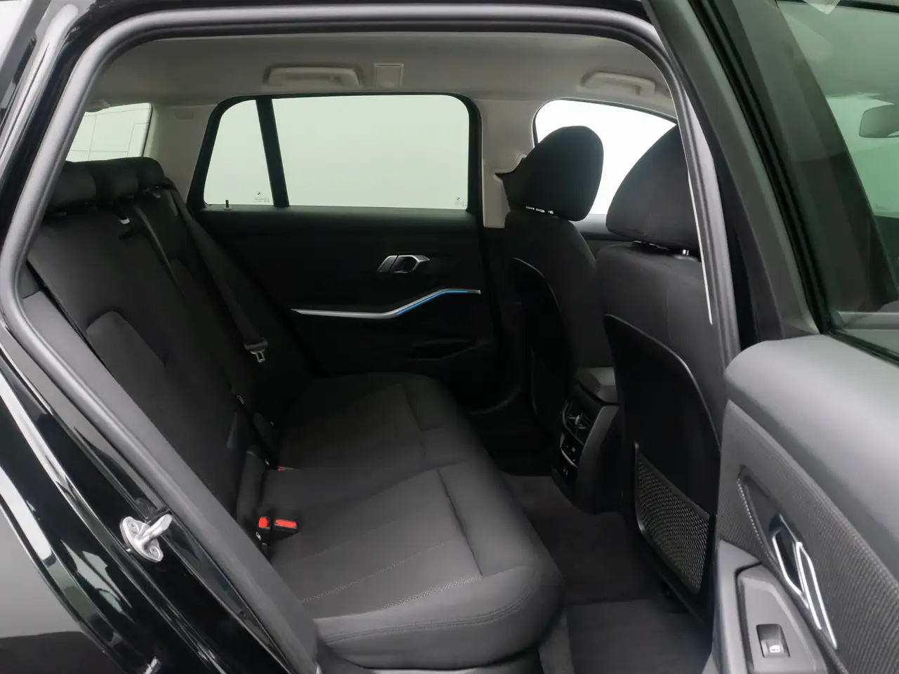 BMW 320 GeschwindigReg PDC DAB Cockpit+ Widscreen, миниатюра 27