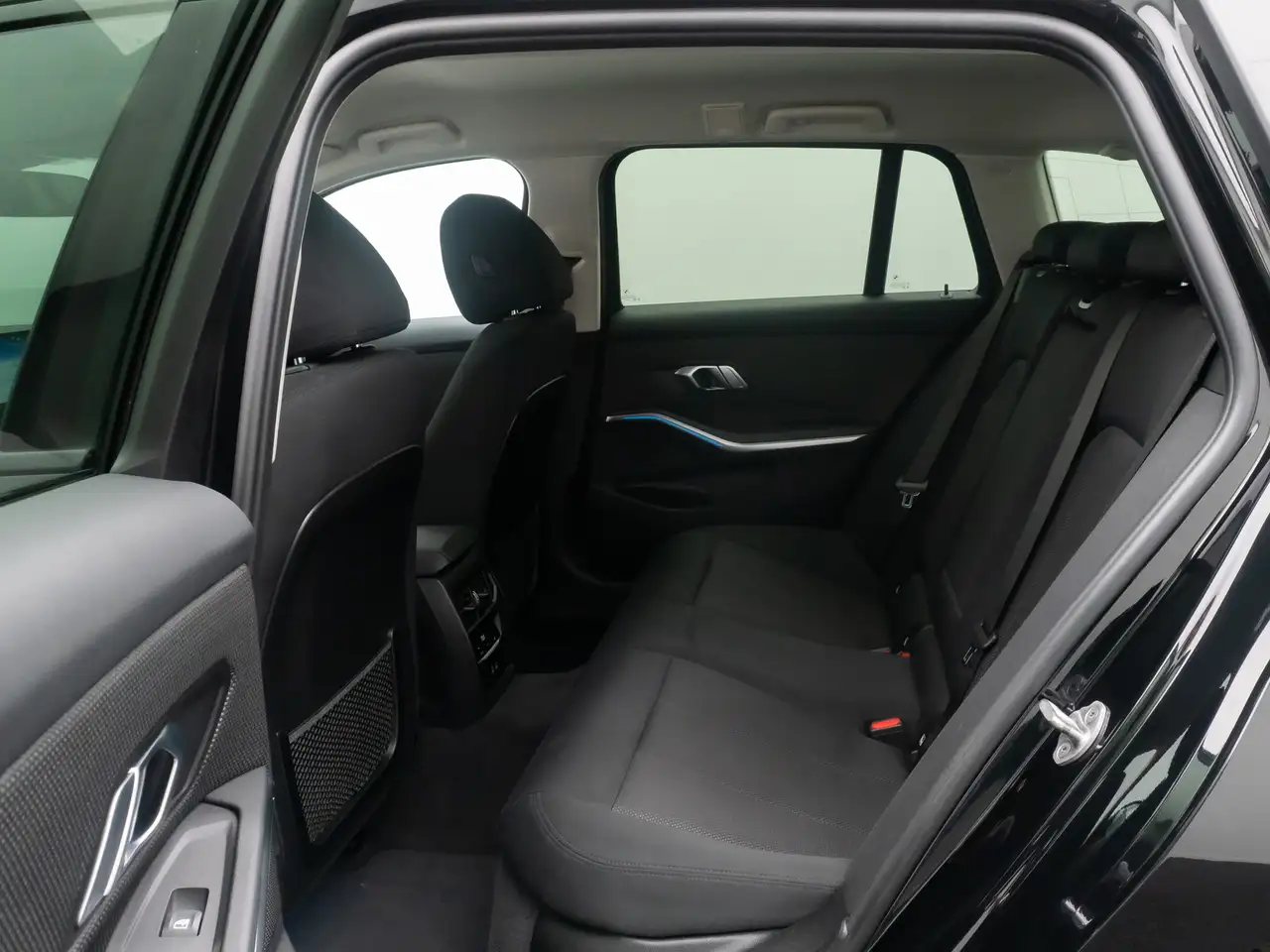 BMW 320 GeschwindigReg PDC DAB Cockpit+ Widscreen, миниатюра 26