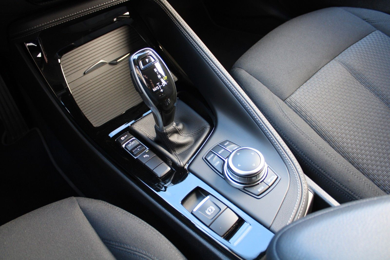 BMW X2 18i AUT. Advantage R-KAMERA LED NAVI SHZ TEMP — photo 15