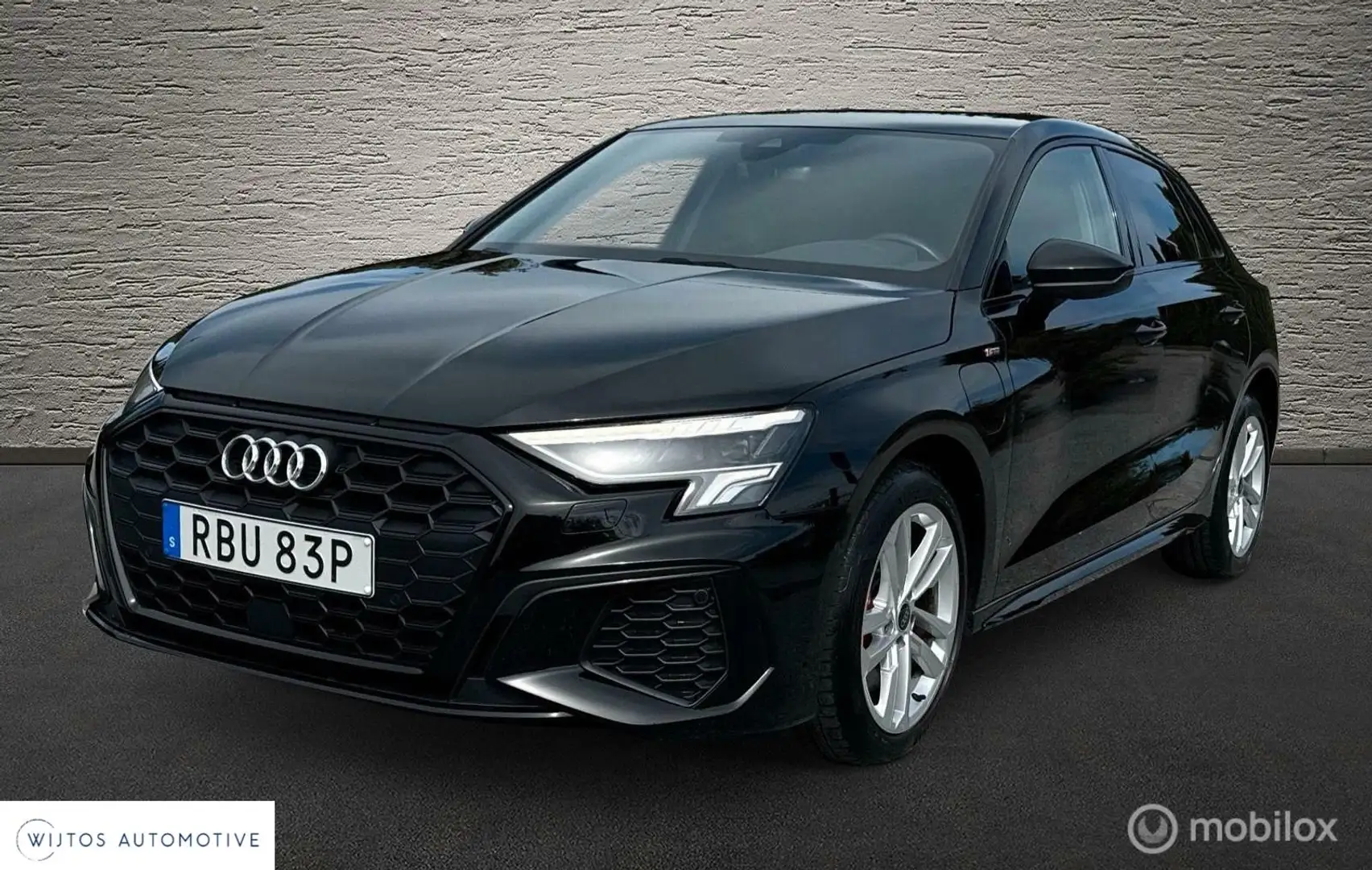 Audi A3 Sportback 45 TFSI e S edition Schwarz - 1