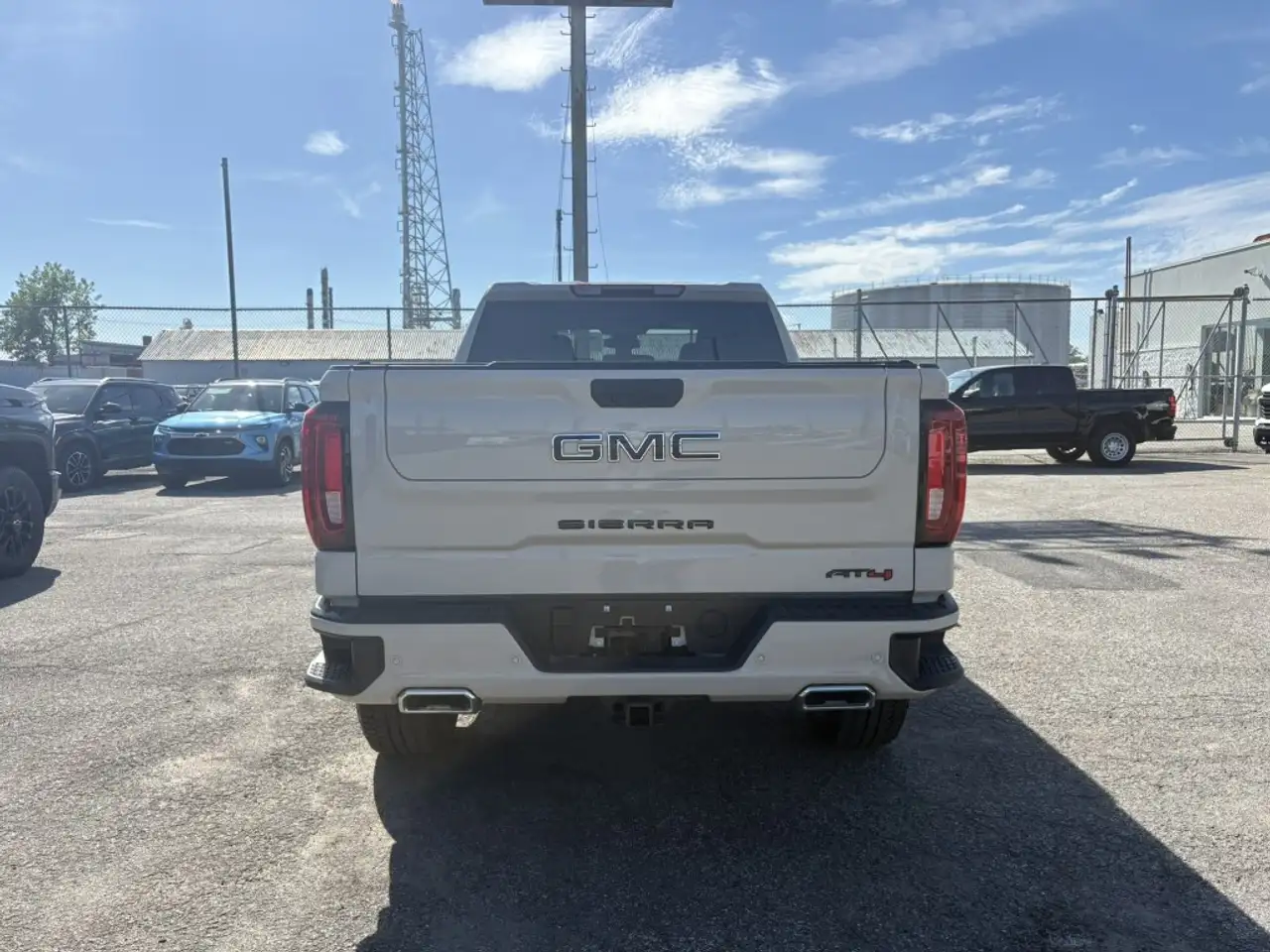 GMC Sierra 1500 снимка GMC Sierra 1500
