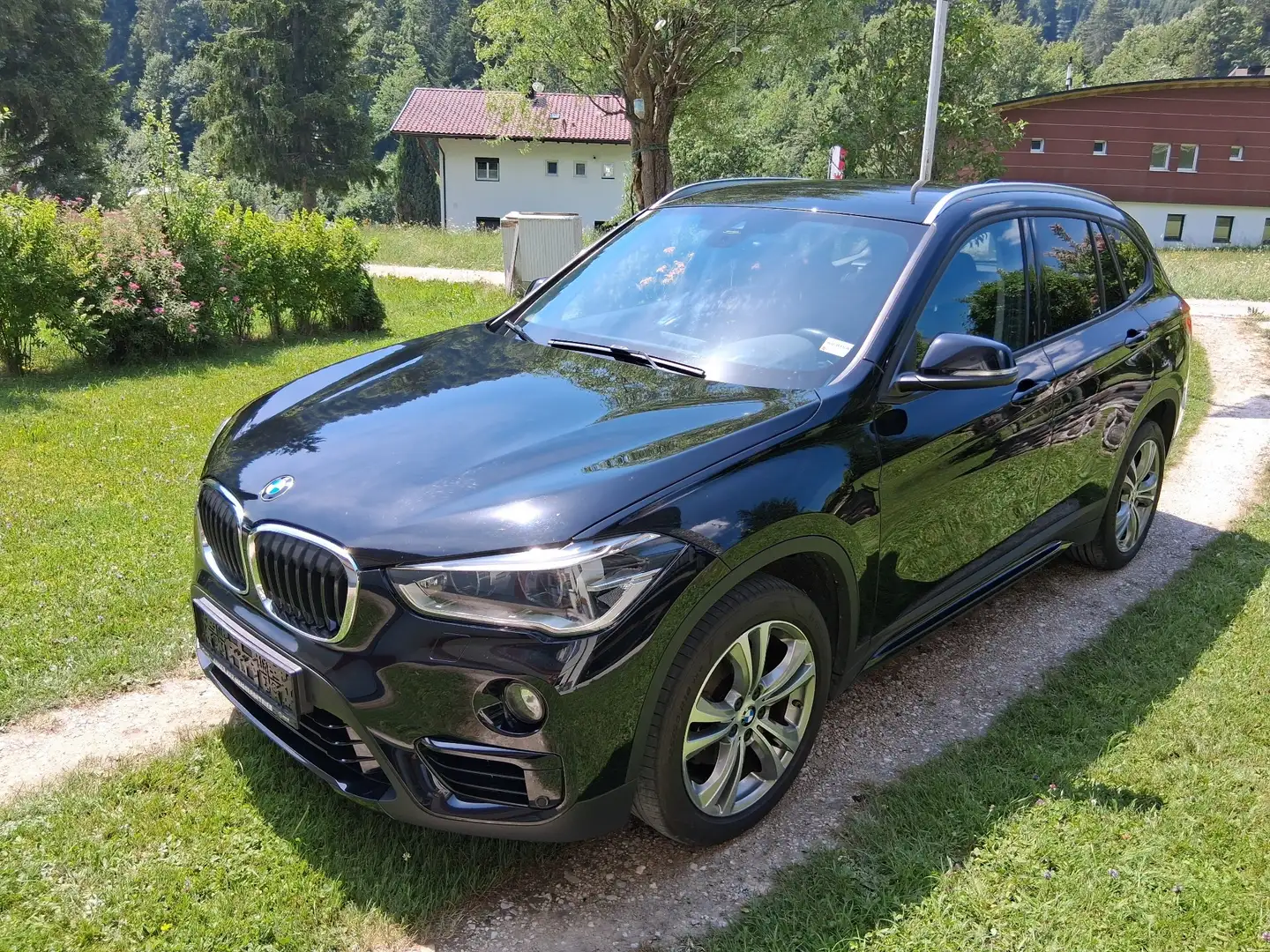 BMW X1 xDrive18d Aut. - 1