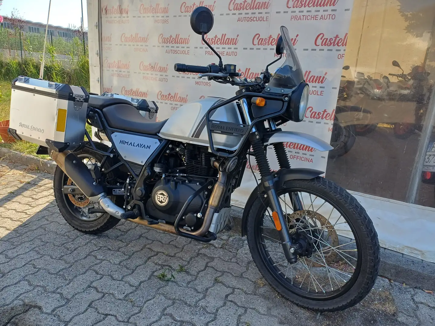 Royal Enfield Himalayan Himalayan 411 2021 Grigio - 2