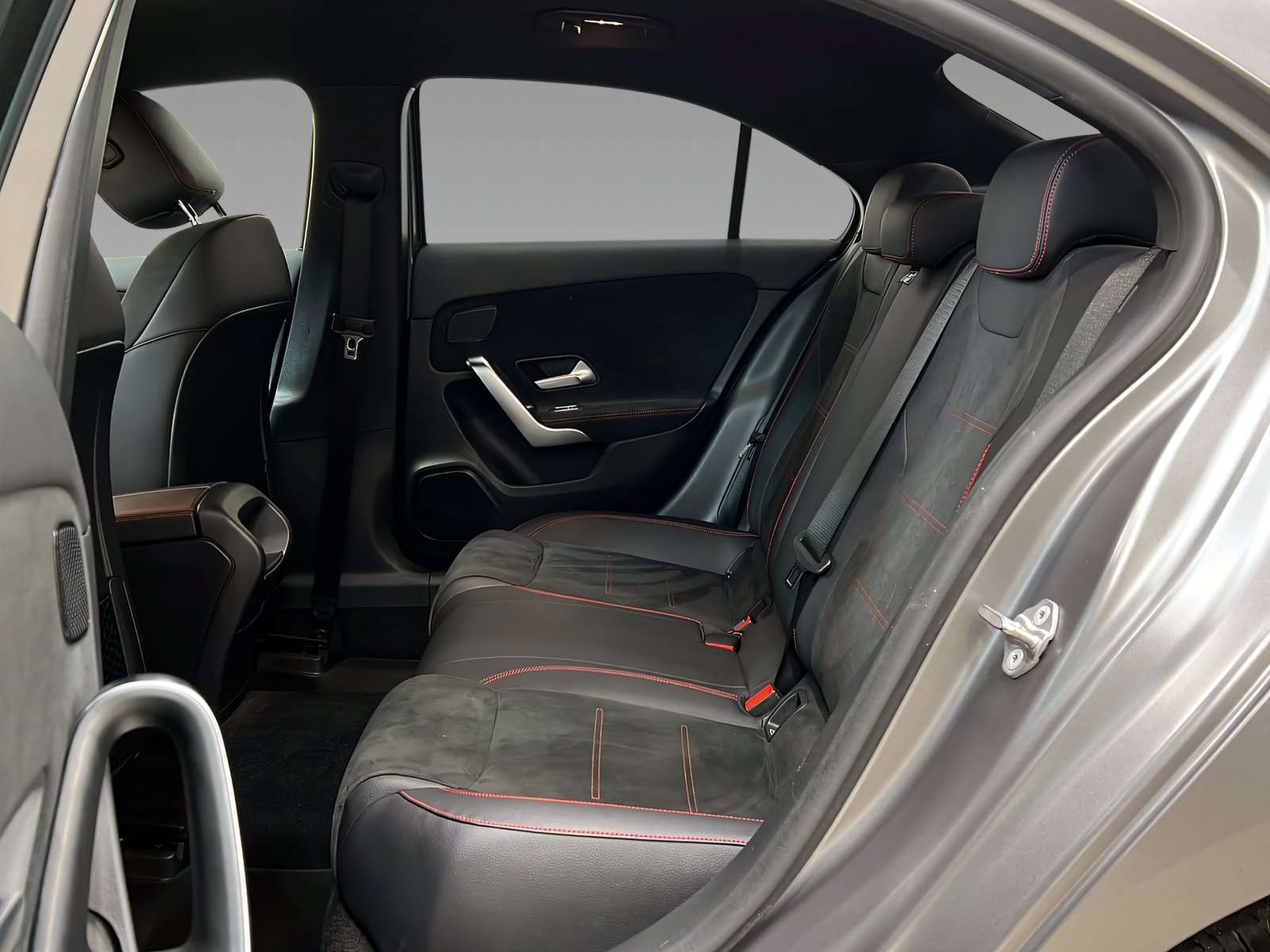 Mercedes-Benz A 250