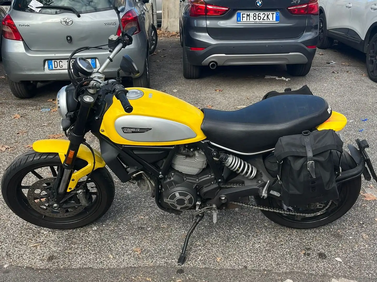 Ducati Scrambler Icon 2018 Giallo - 1