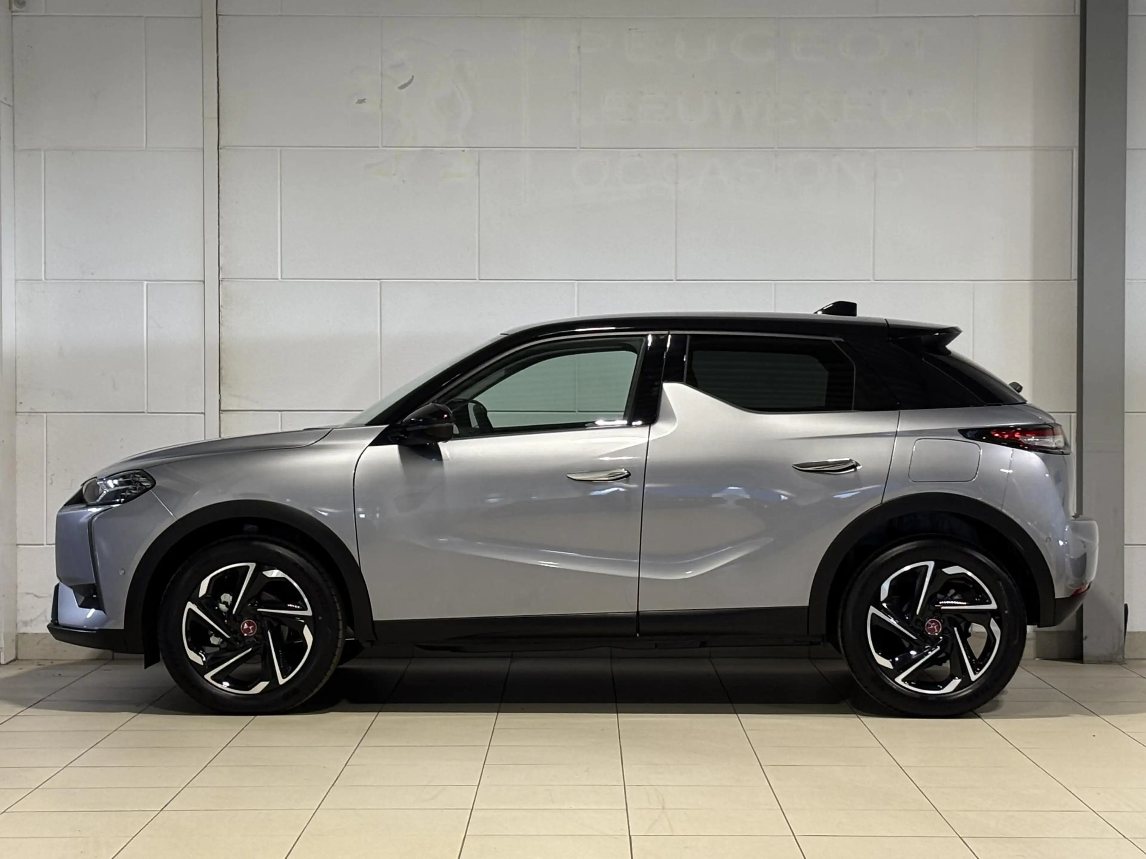 DS Automobiles DS 3 Performance Line+ 1.2 Turbo 130pk EAT8 | MATRIX LE — photo 9
