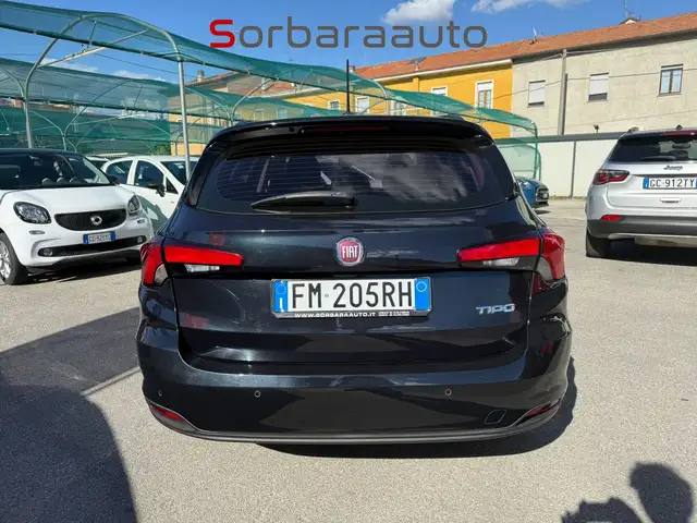 Fiat Tipo view 4