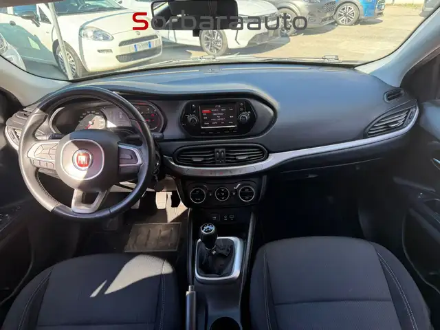 Fiat Tipo view 13
