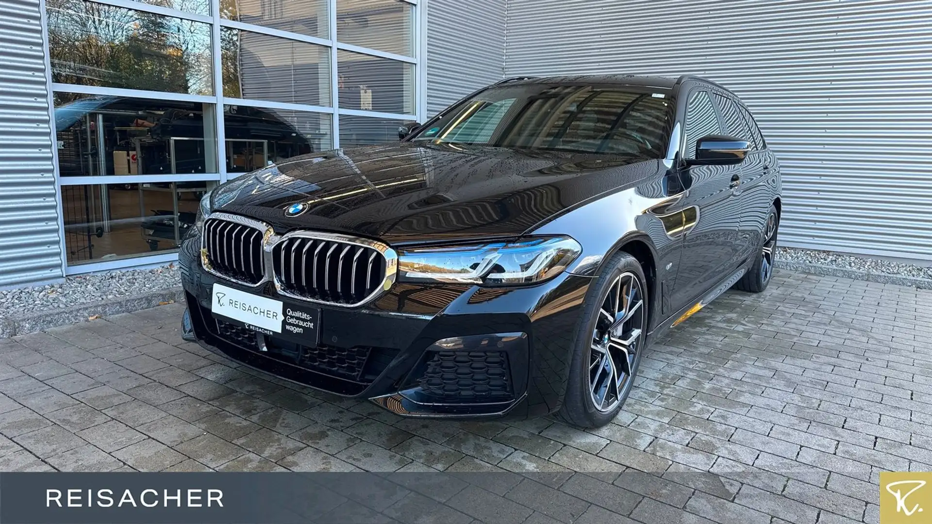 BMW 530 dA xDrive M-Sport Navi HUD Laser ACC RüKa 19" Schwarz - 1