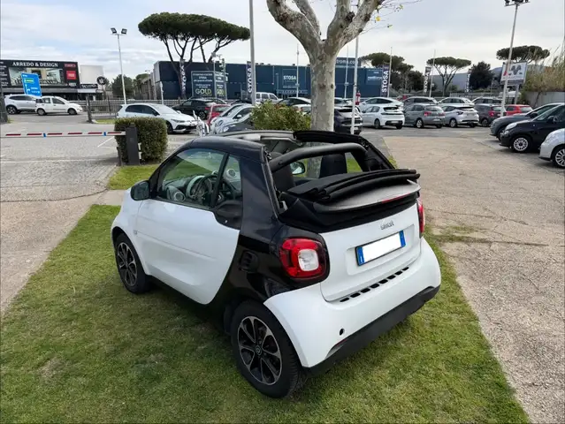 smart forTwo Cabrio 1.0 Youngster 71 cv twinamic