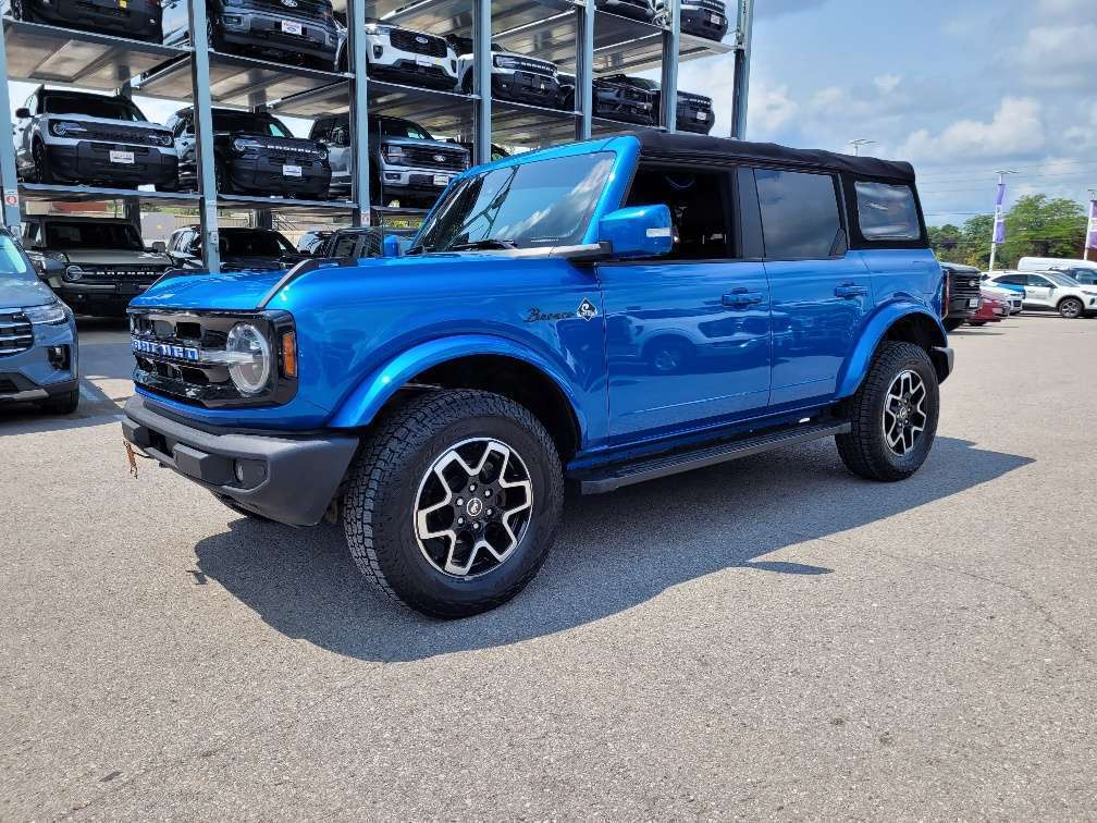 Blue 2021 Ford Bronco SUV / Crossover Four-Wheel Drive Automatic