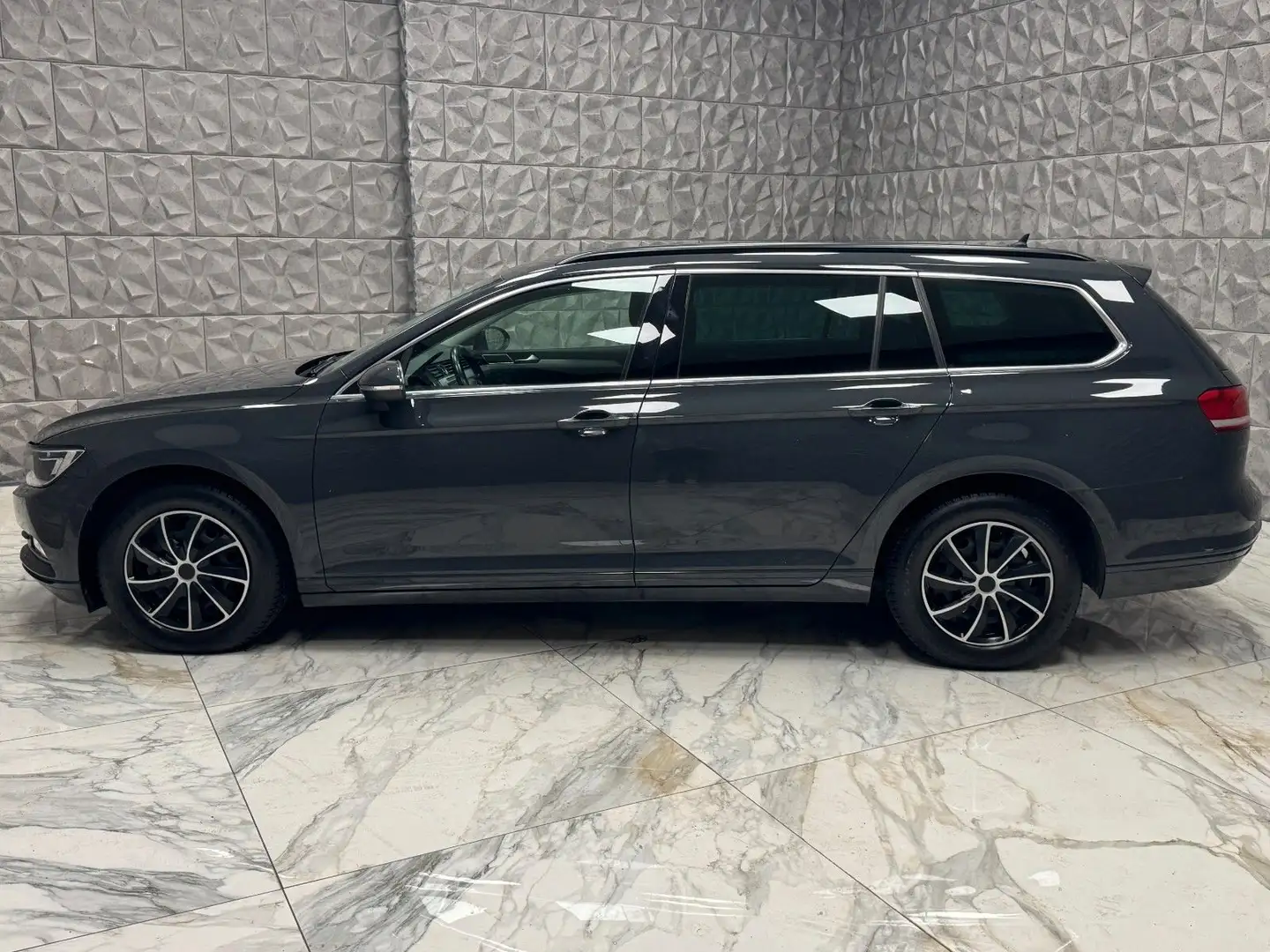 Volkswagen Passat Variant Comfortline BMT/Start-Stop Grau - 2