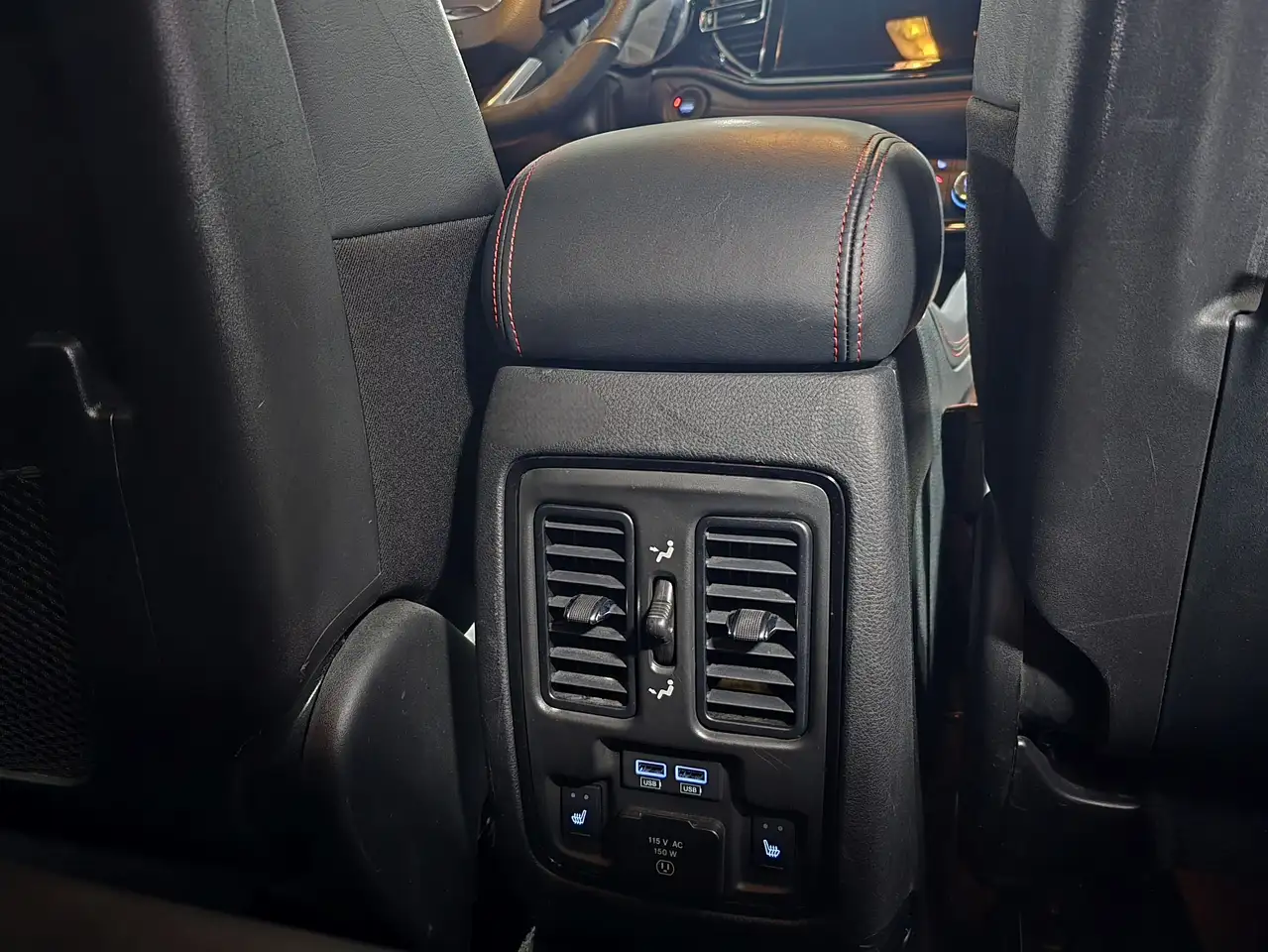 Dodge Durango снимка Dodge Durango