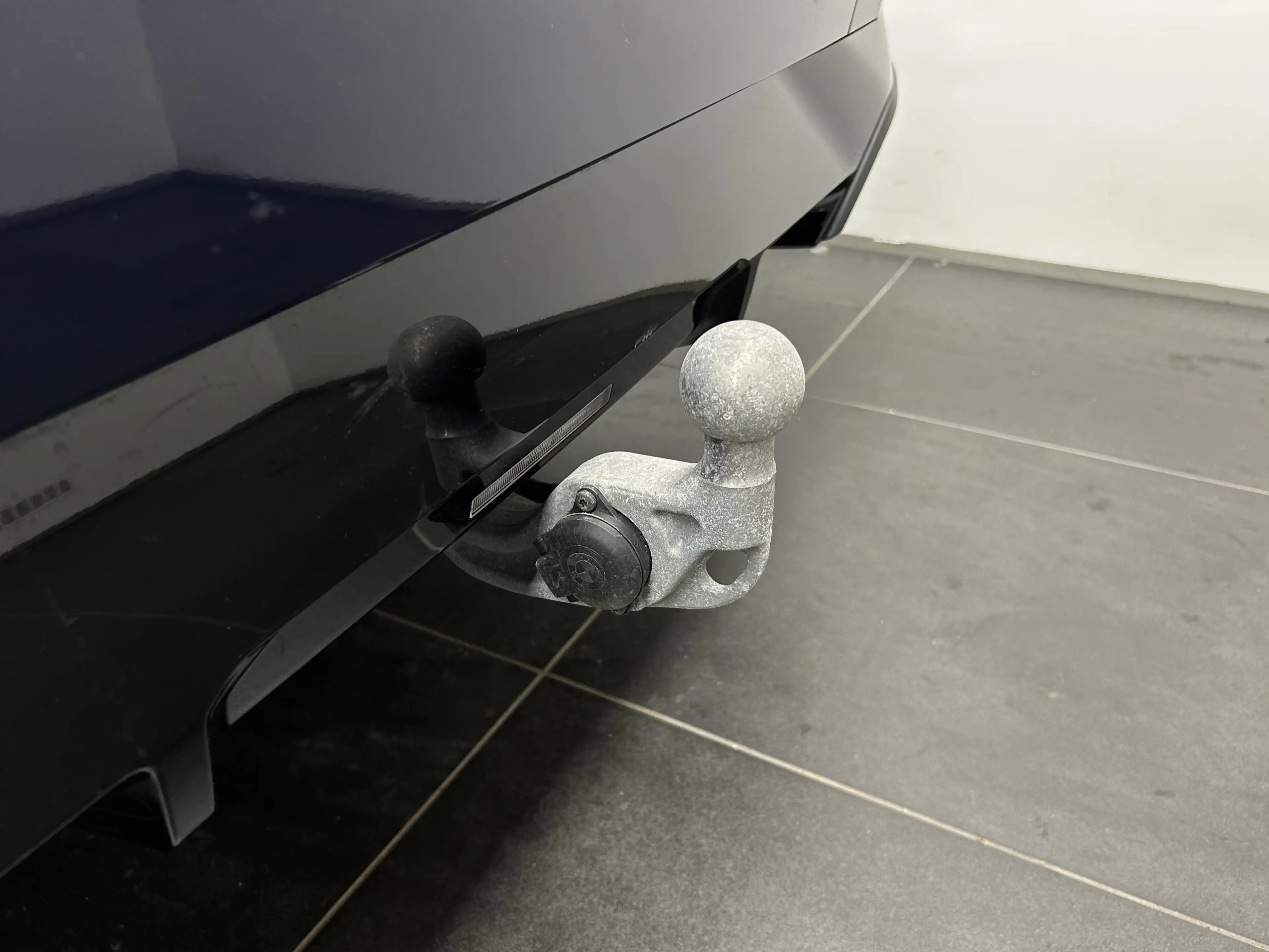 BMW 550 e xDrive Limousine — photo 14