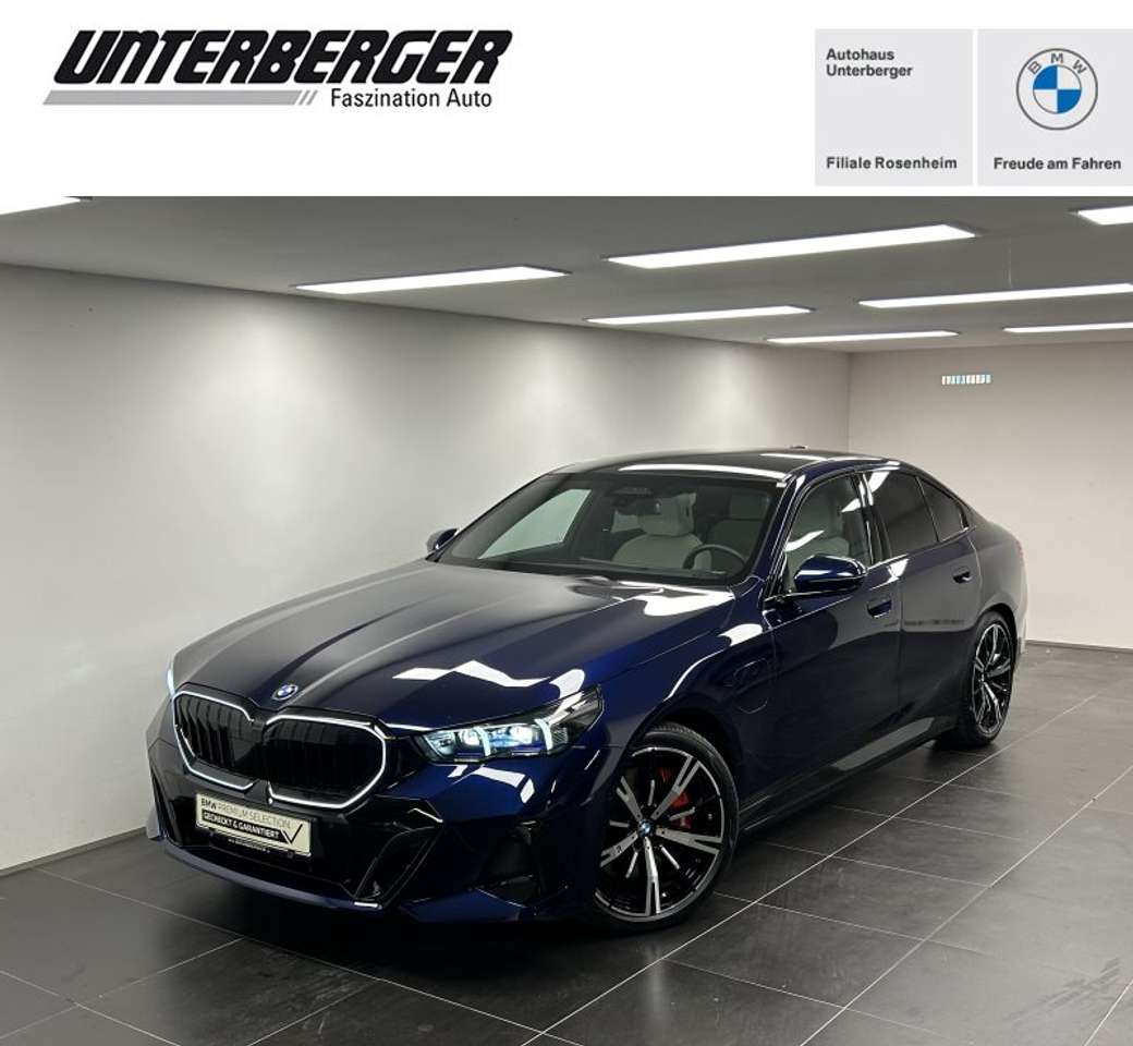 BMW 550 — BMW 550 e xDrive Limousine M Sportpaket Pro Pano. B&W AHK