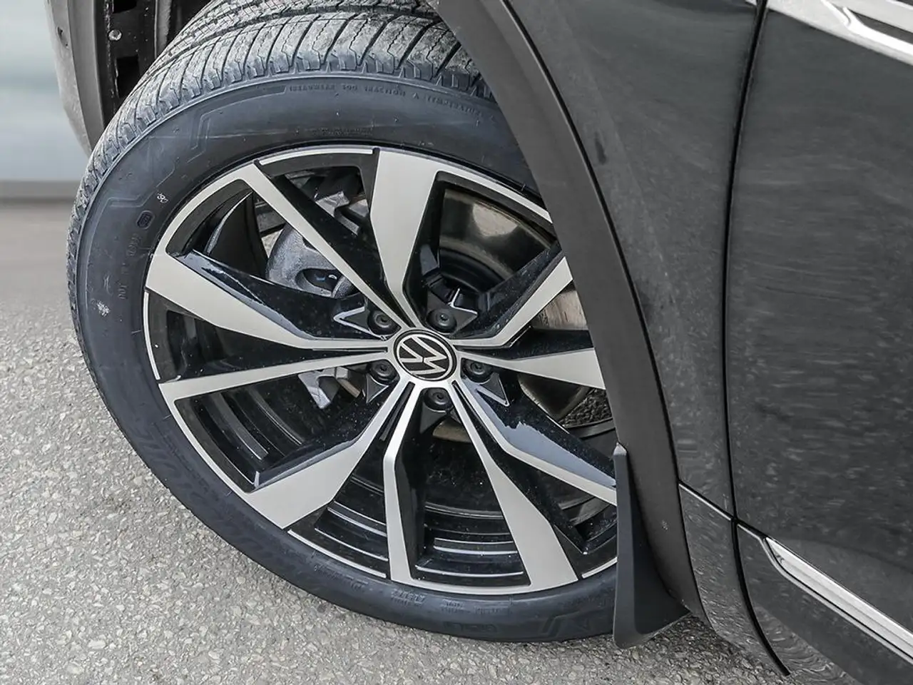Volkswagen Atlas снимка Volkswagen Atlas