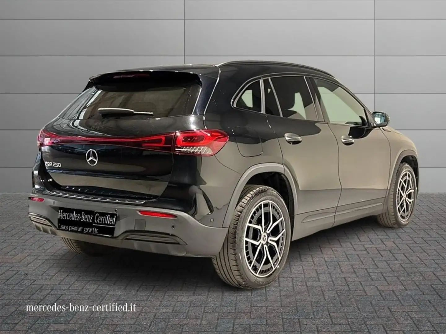 Mercedes-Benz EQA 250 Premium Nero - 2