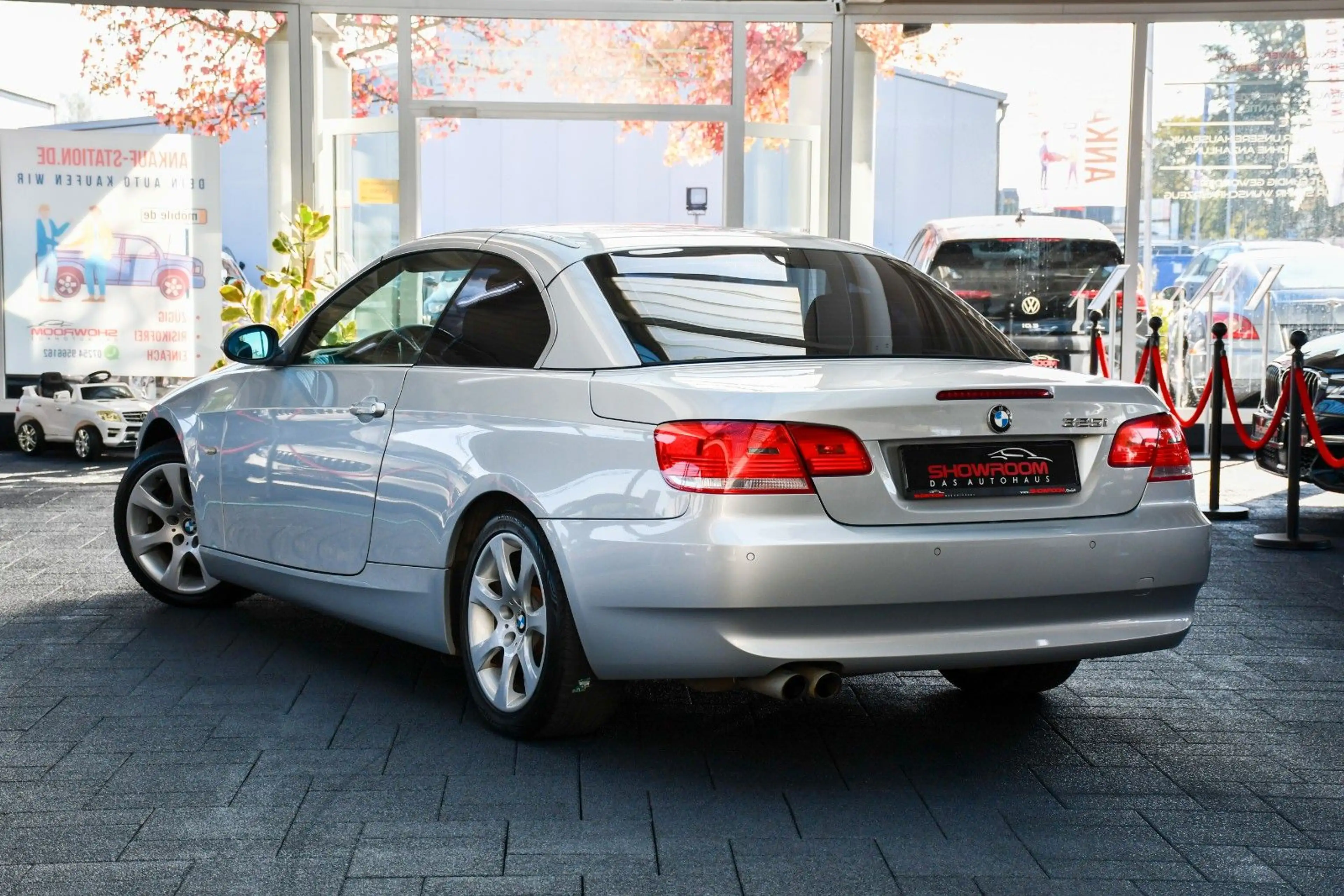 BMW 325 i Cabrio 3.0l 6Zyl Aut. PDC Sportsitze — photo 4