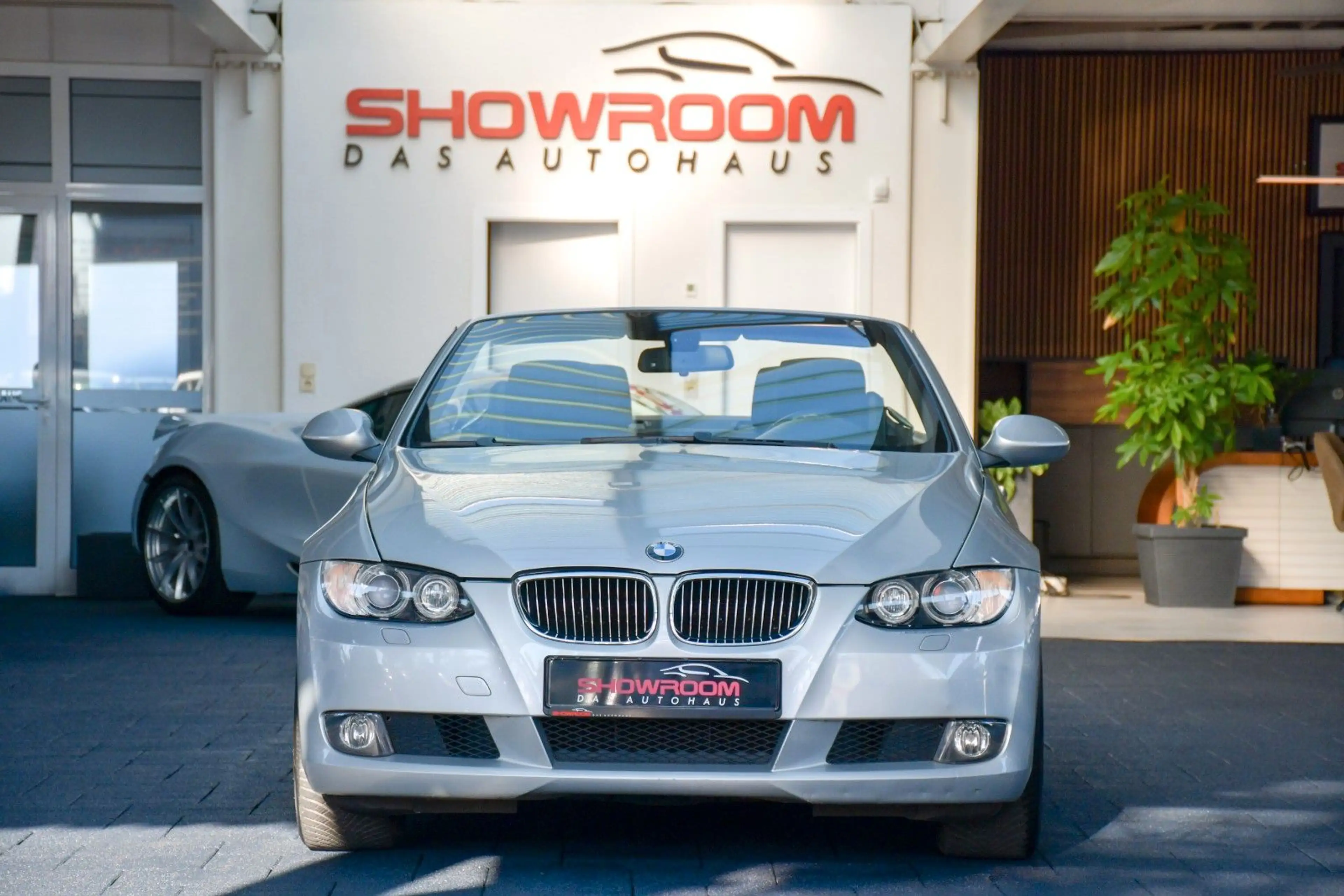 BMW 325 i Cabrio 3.0l 6Zyl Aut. PDC Sportsitze — photo 5