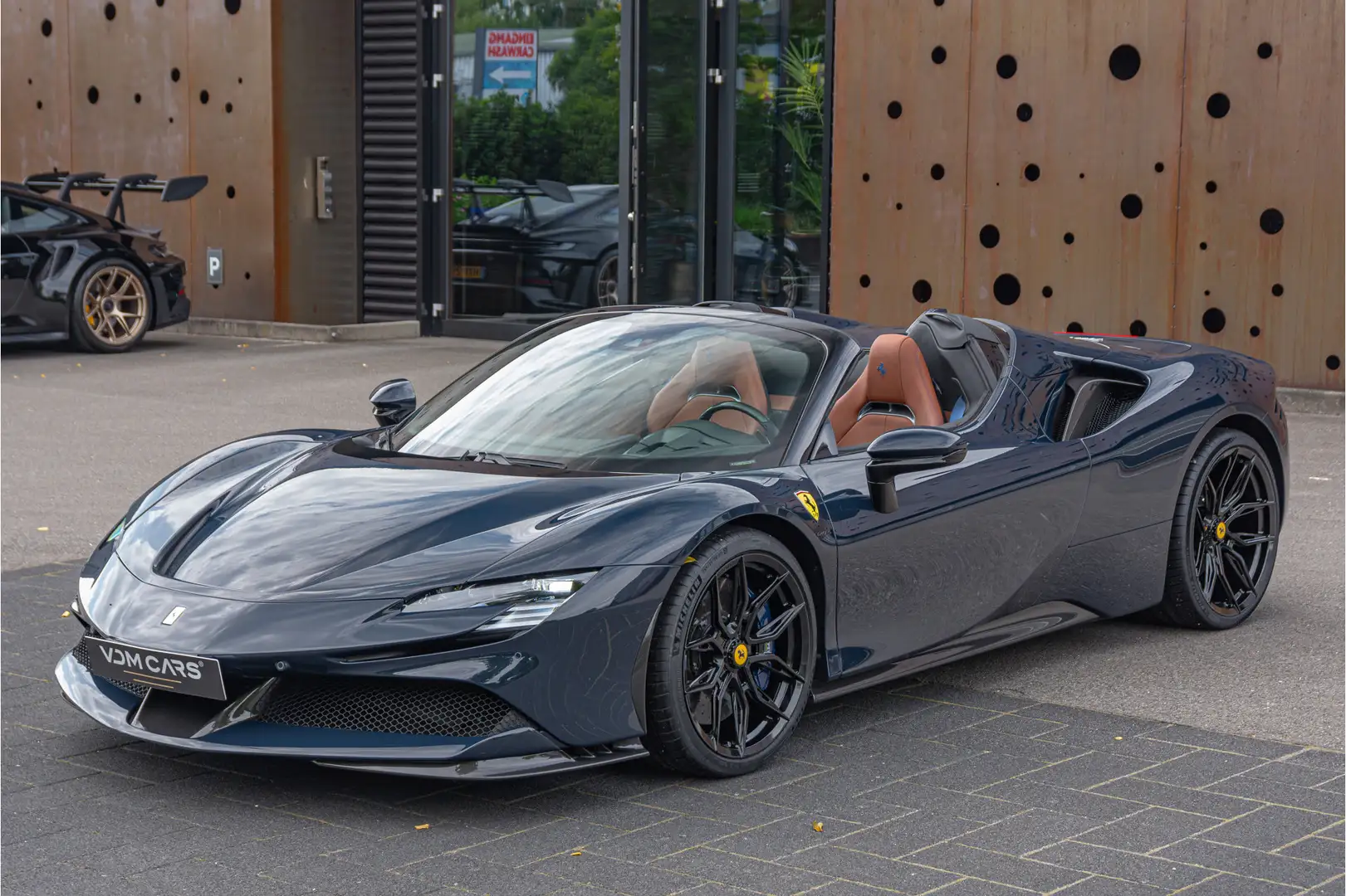 Ferrari SF90 Spider 4.0 V8 | CARBON (12x) | CarPlay | Lift | AFS | Two Modrá - 2
