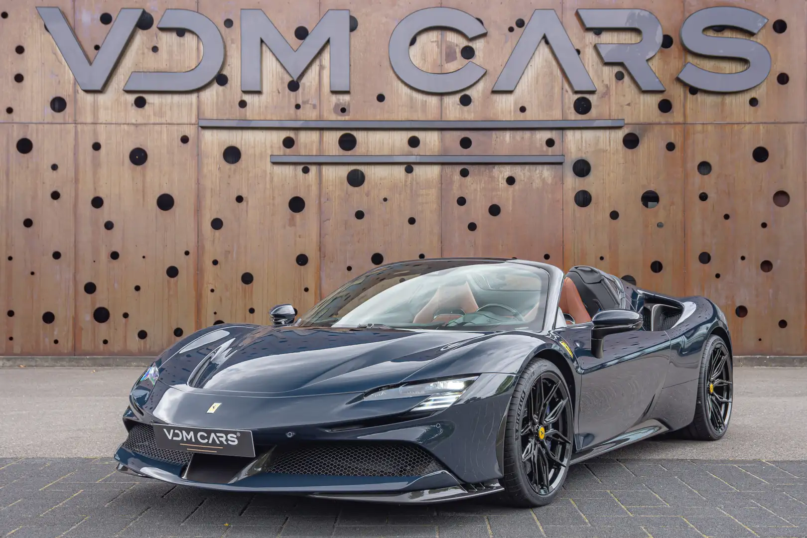 Ferrari SF90 Spider 4.0 V8 | CARBON (12x) | CarPlay | Lift | AFS | Two Modrá - 1
