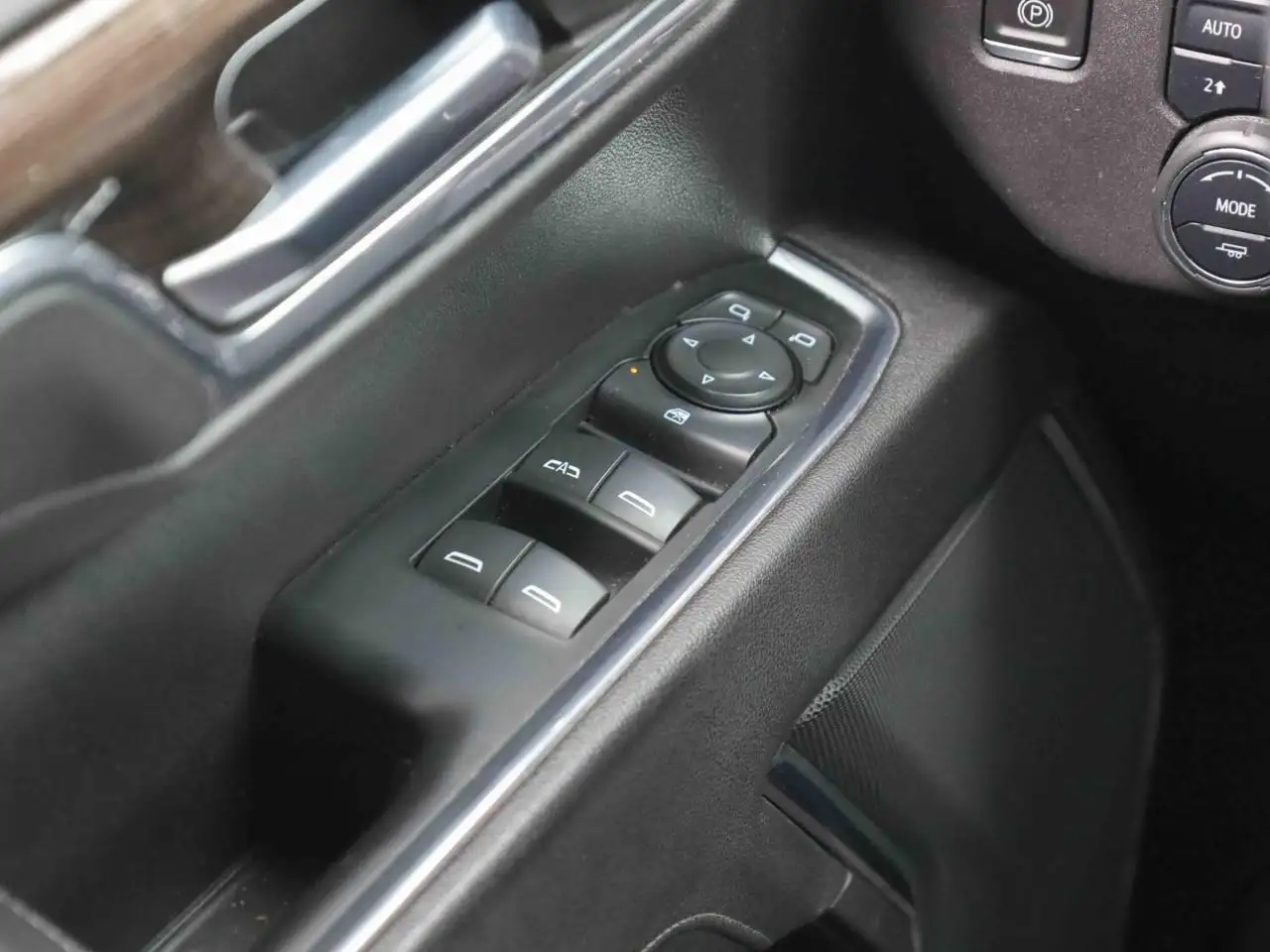 Chevrolet Silverado 1500 fotografie Chevrolet Silverado 1500