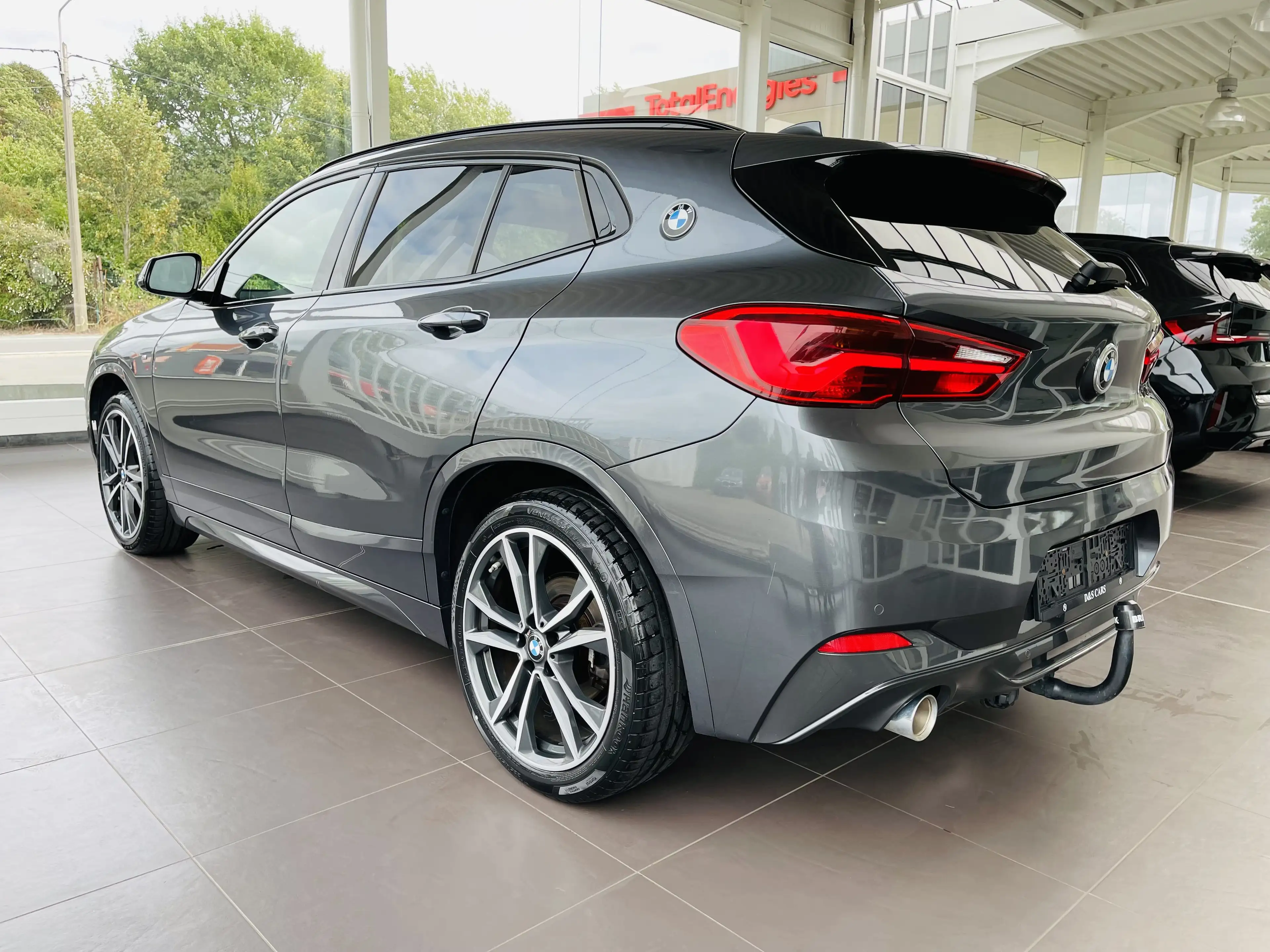 BMW X2 1.5i *** GARANTIE + PACK M + TOIT PANO + LED + GPS *** — photo 7