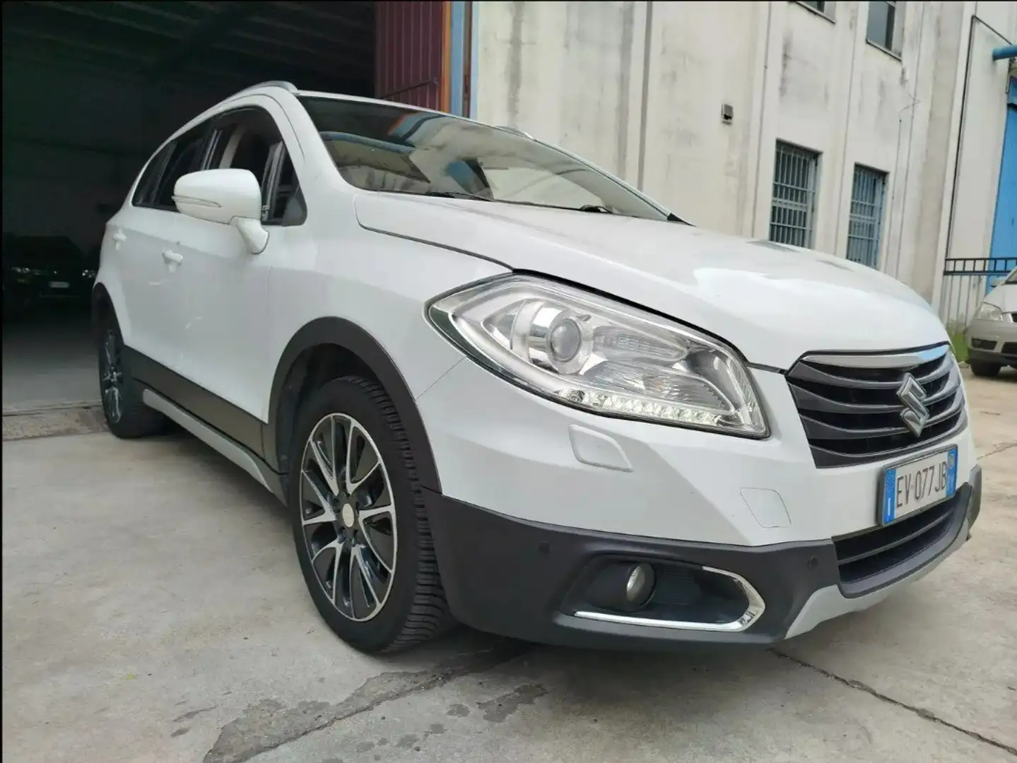 Suzuki SX4 S-Cross S-Cross I 2013 1.6 ddis Top 2wd Wit - 2