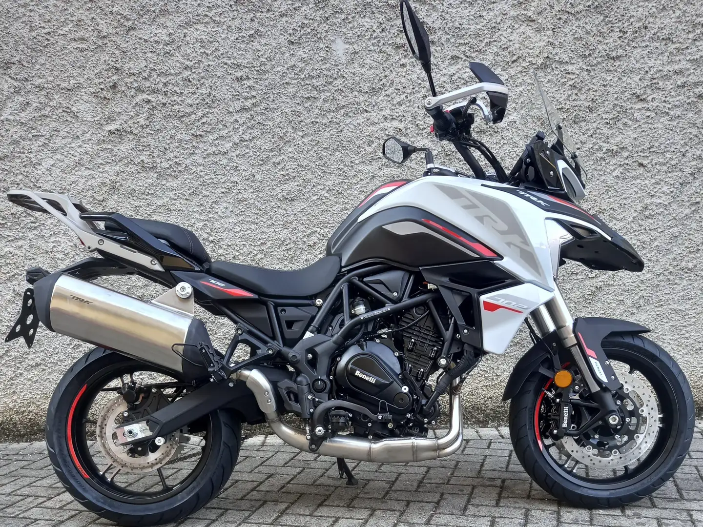 Benelli TRK 702 Bianco - 1