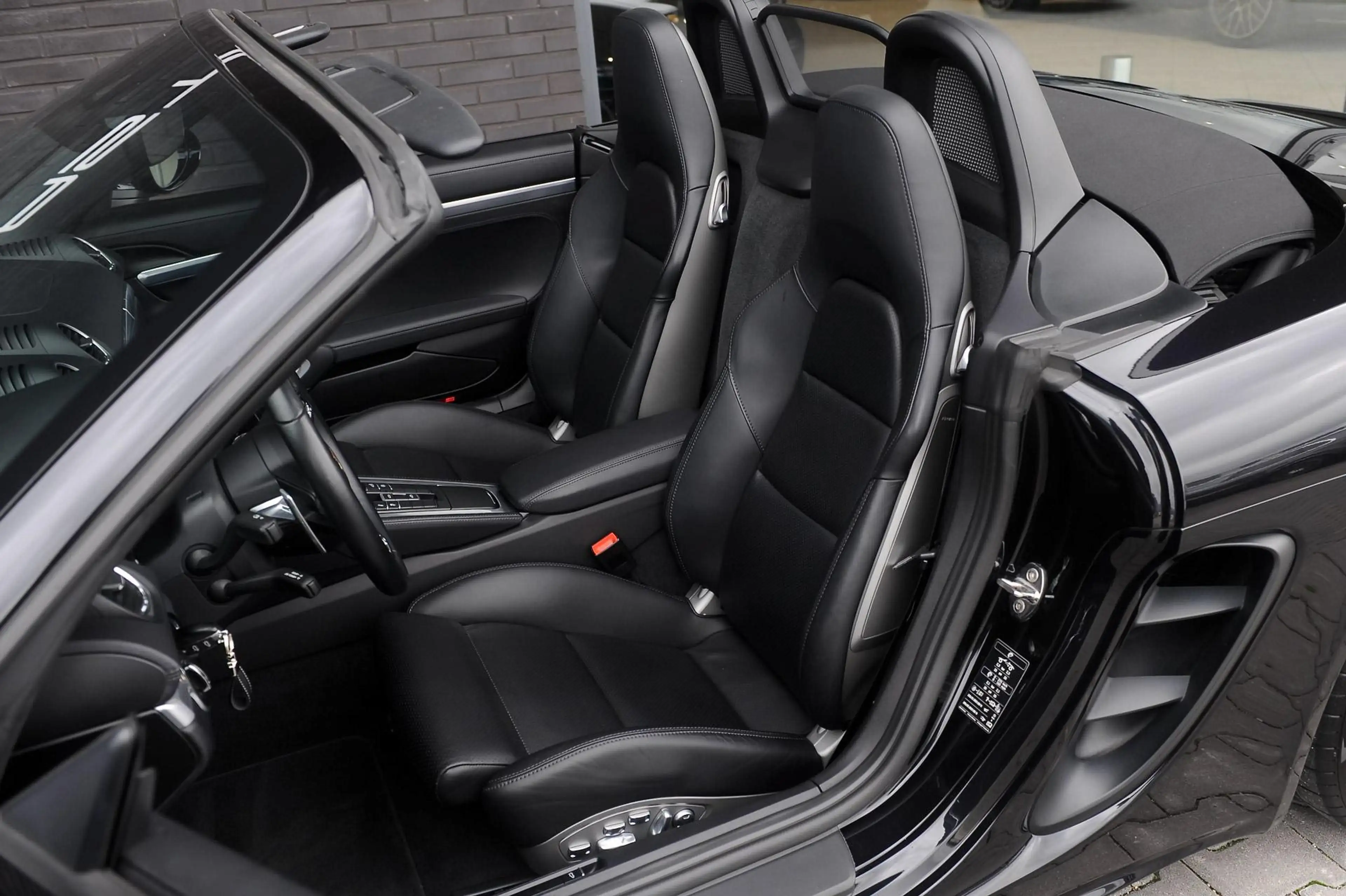 Porsche 718 Boxster S | PDK | Volleder — photo 5