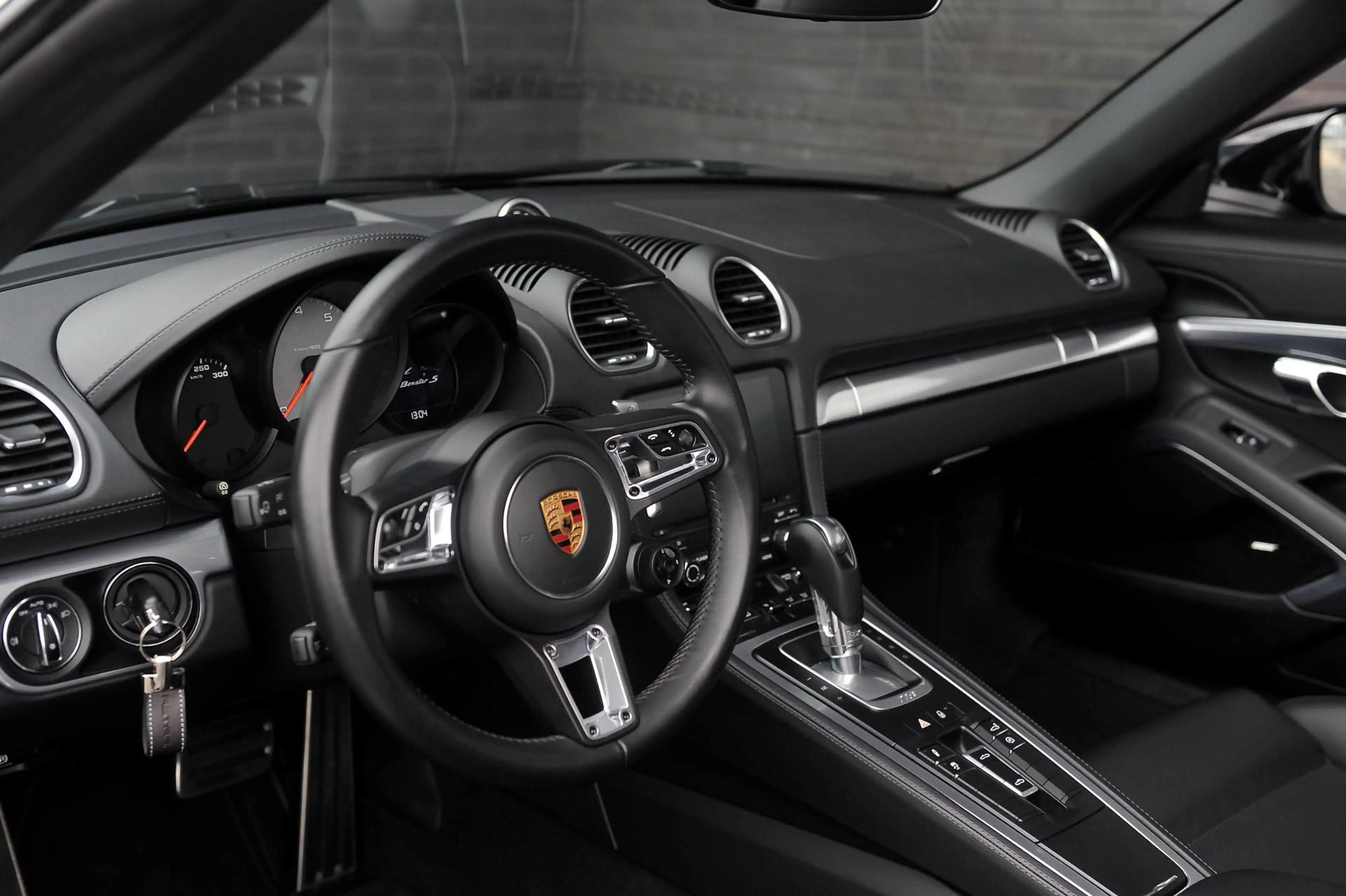 Porsche 718 Boxster S | PDK | Volleder — photo 6