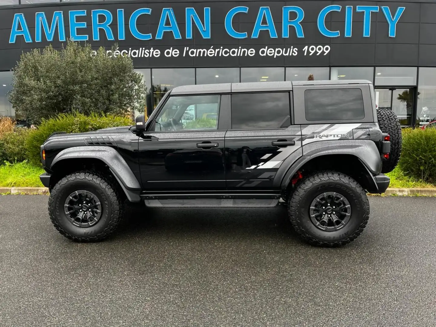 Ford Bronco RAPTOR - pas de malus Negru - 2