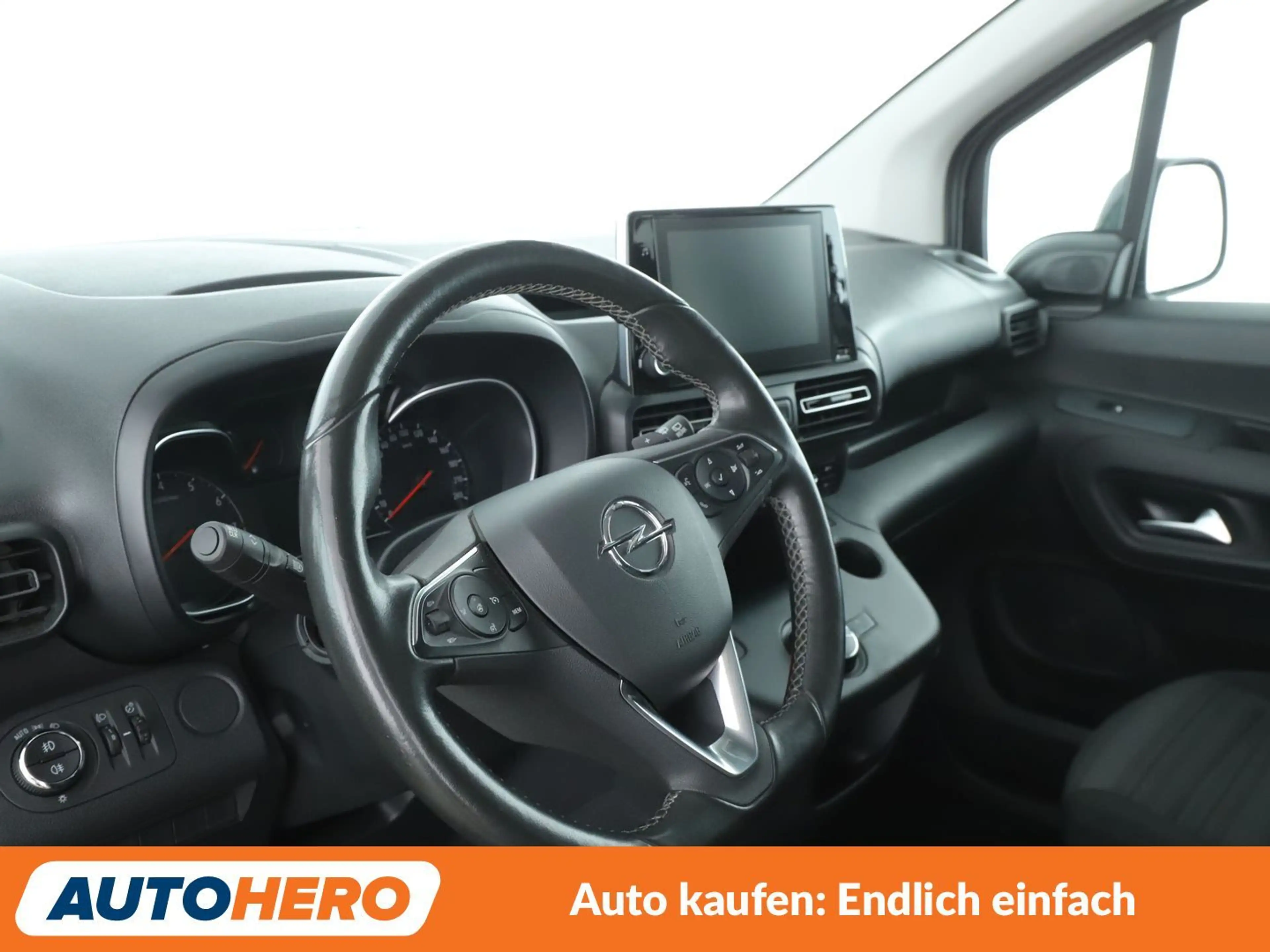 Opel Combo Life 1.2 Turbo Ultimate LANG — photo 11