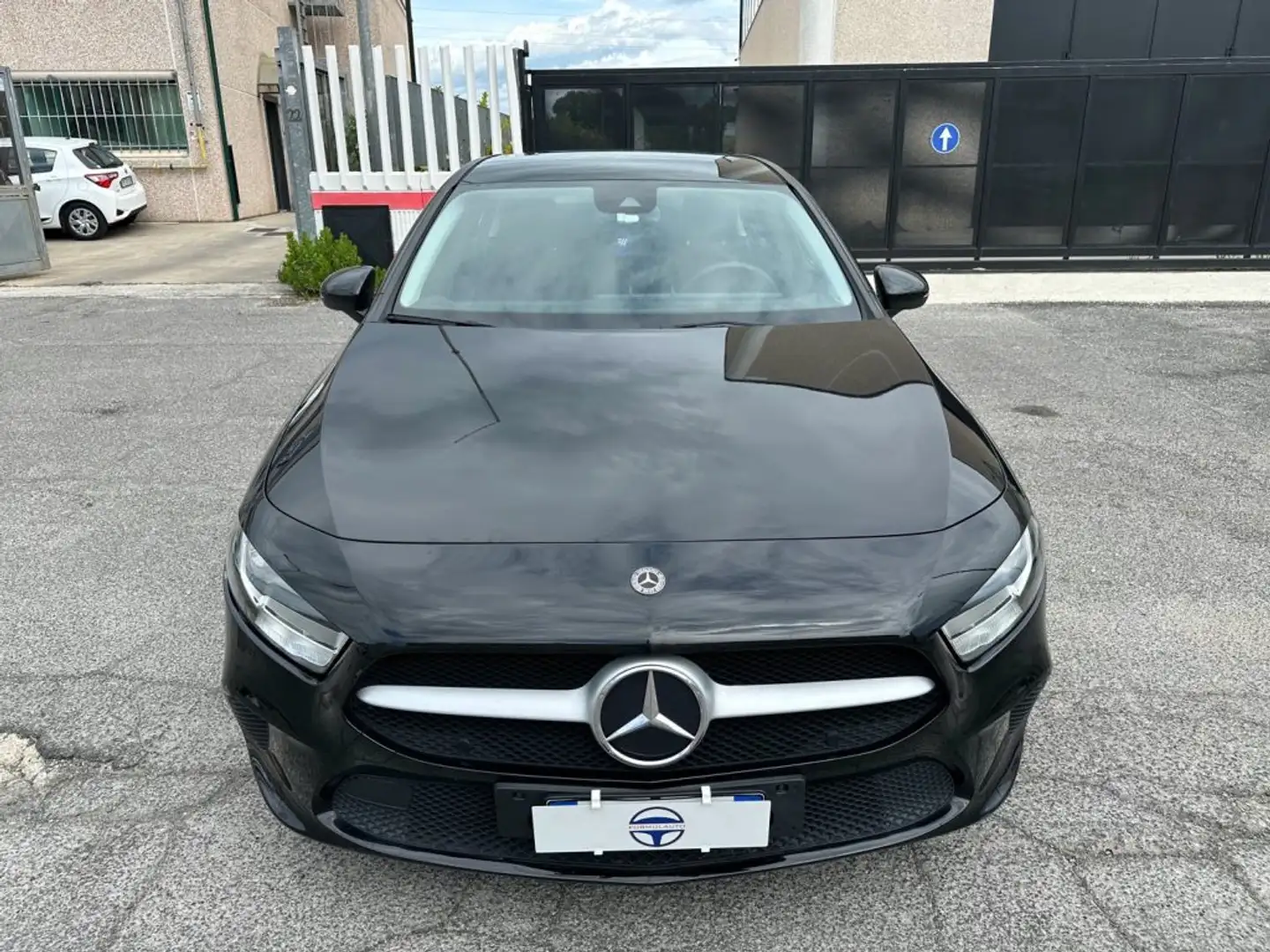 Mercedes-Benz A 160 d Business Nero - 2