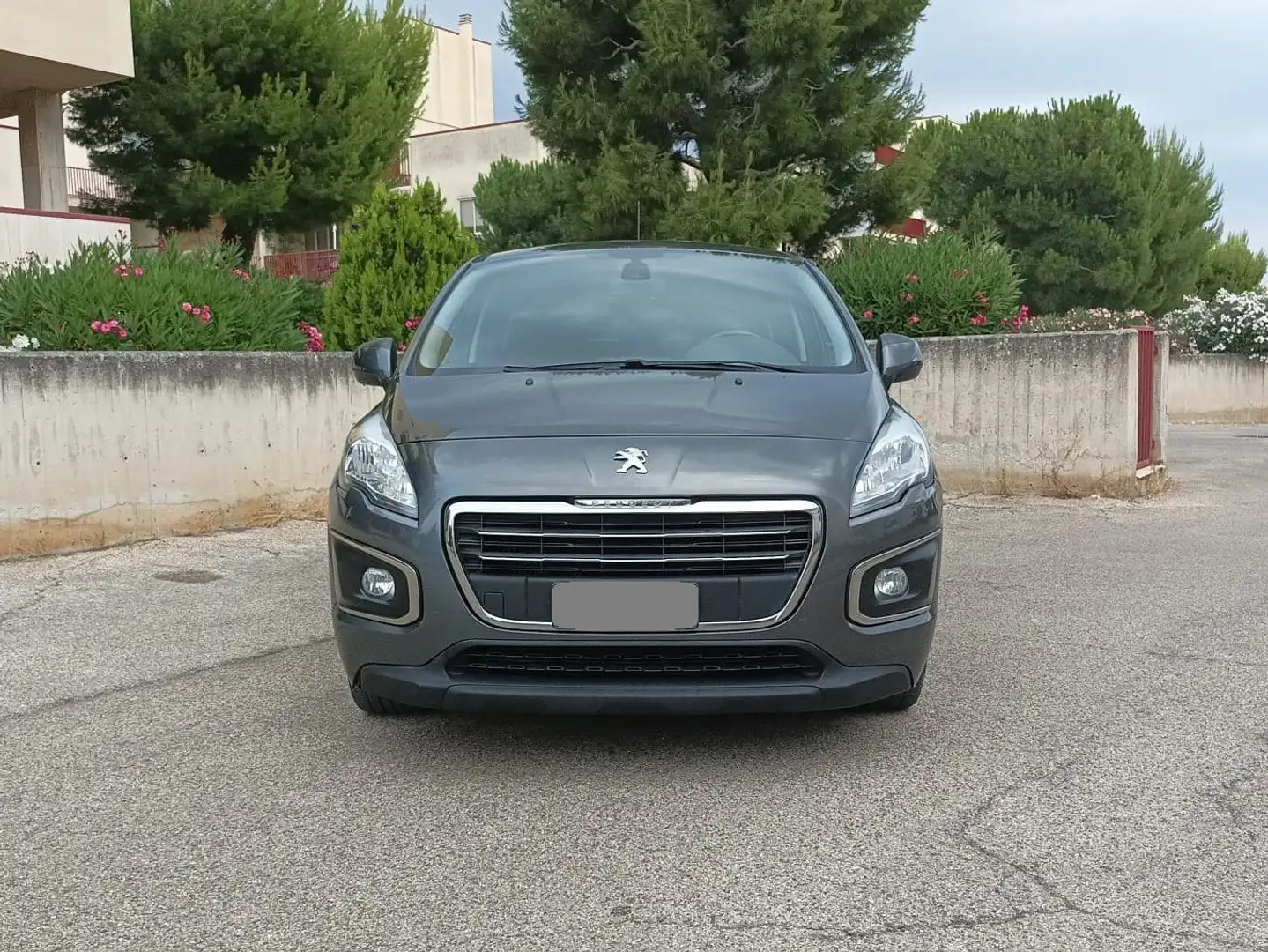 Peugeot 3008 1.6 hdi 8v Active 115cv fap Grigio - 2